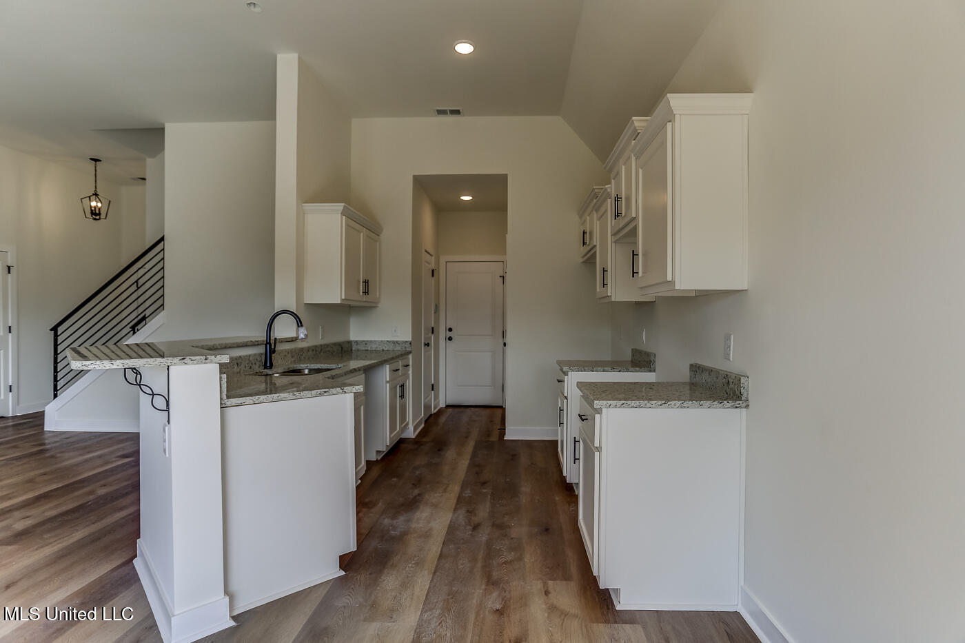 6547 Carmel Pointe Property Photo 14