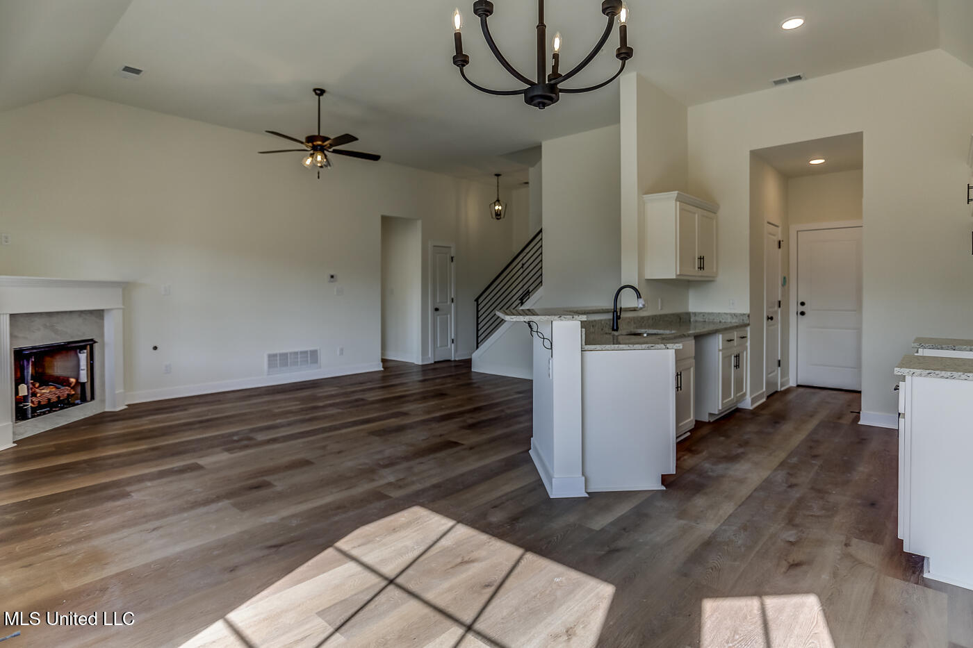 6547 Carmel Pointe Property Photo 28