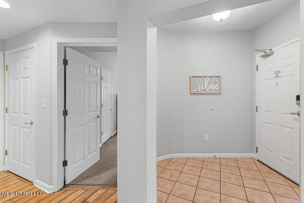 2230 Beach Drive Property Photo 15