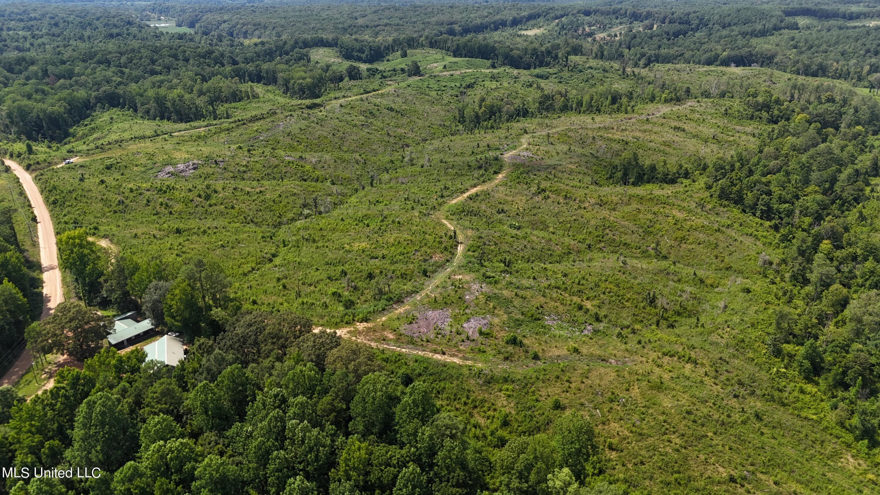 Co Rd 75 Property Photo 8