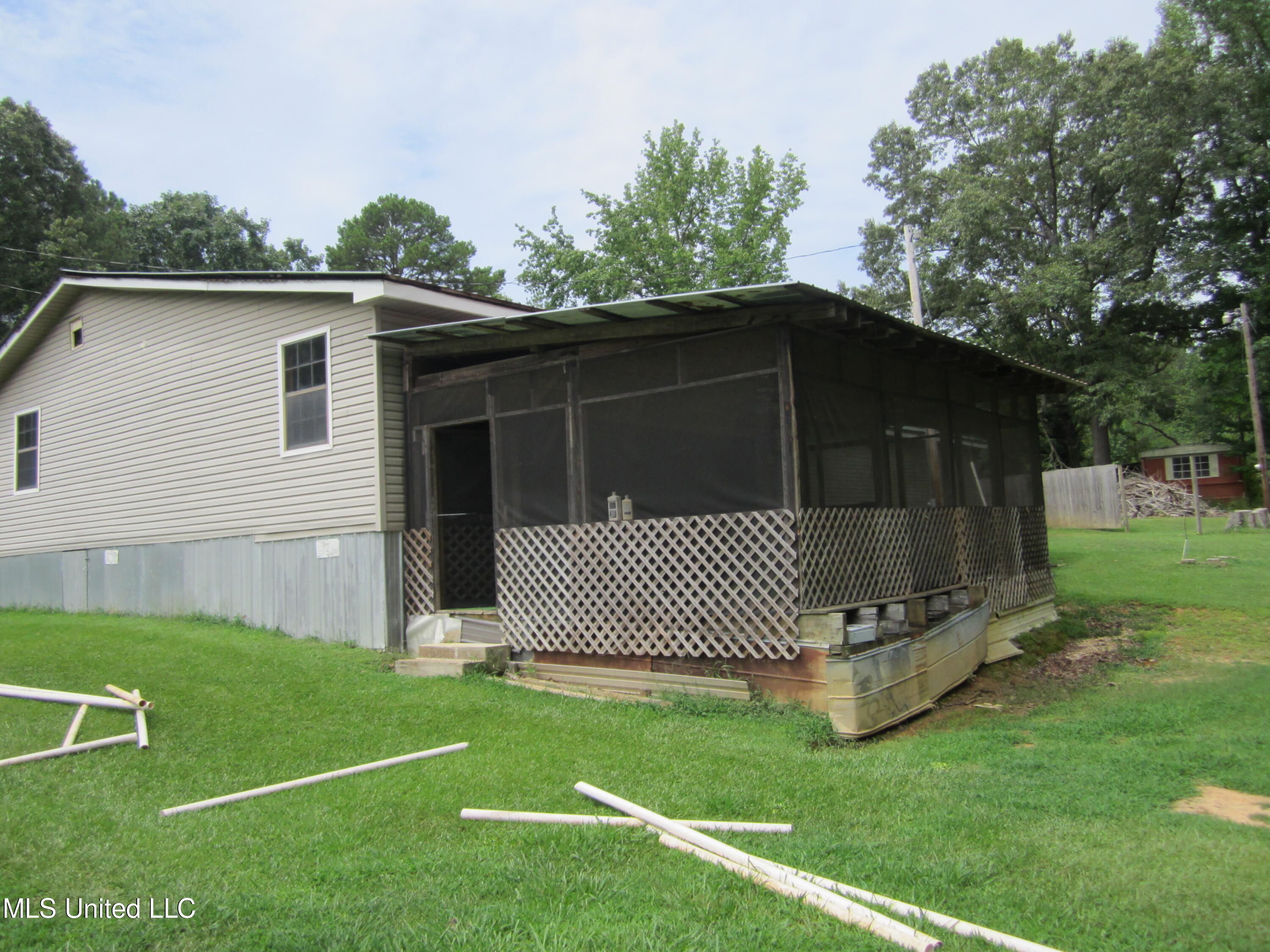 27 Cr 256 Property Photo 2