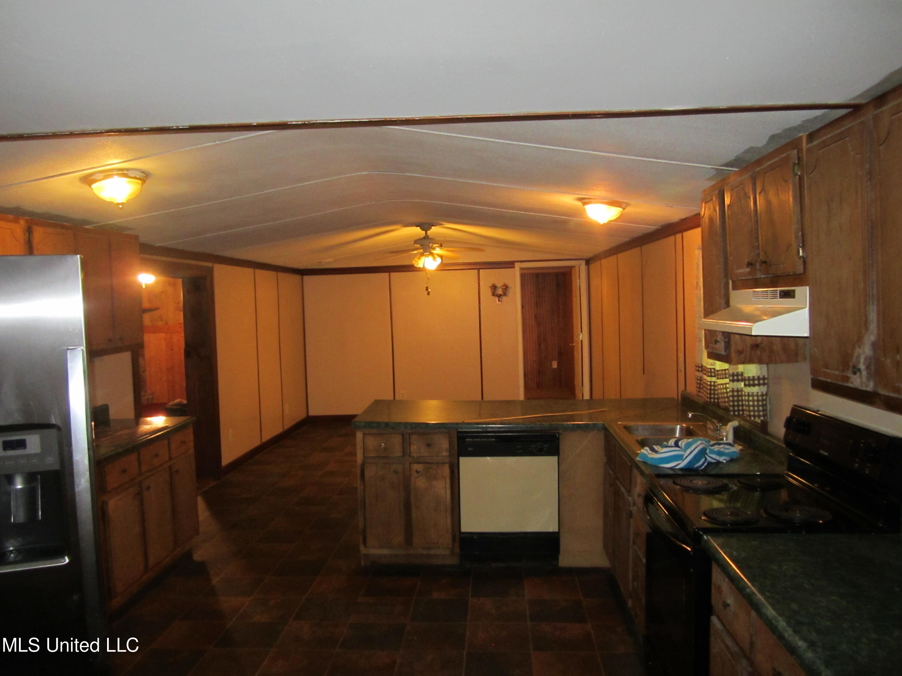 27 Cr 256 Property Photo 5