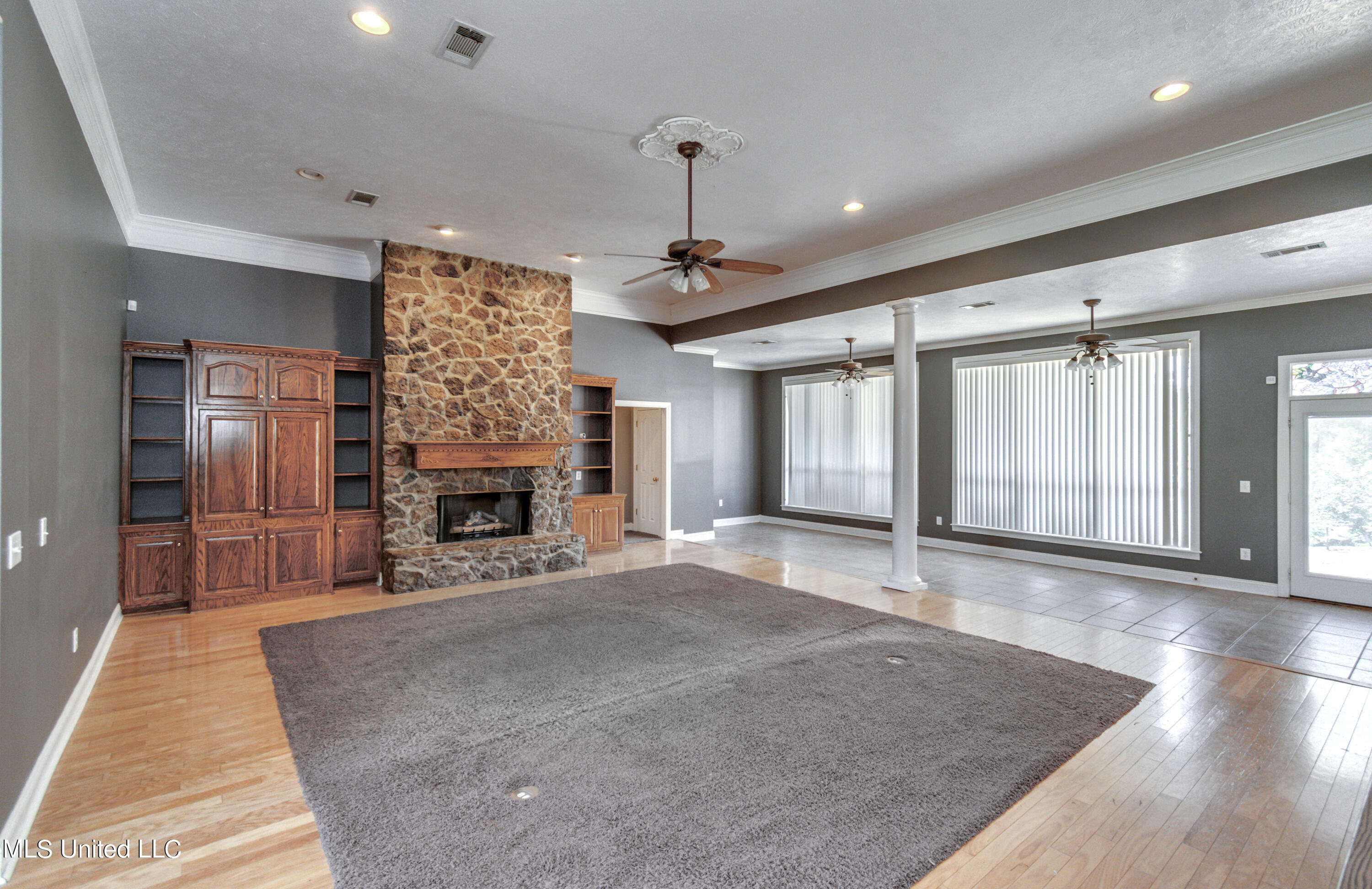 150 Hope Lane Property Photo 7