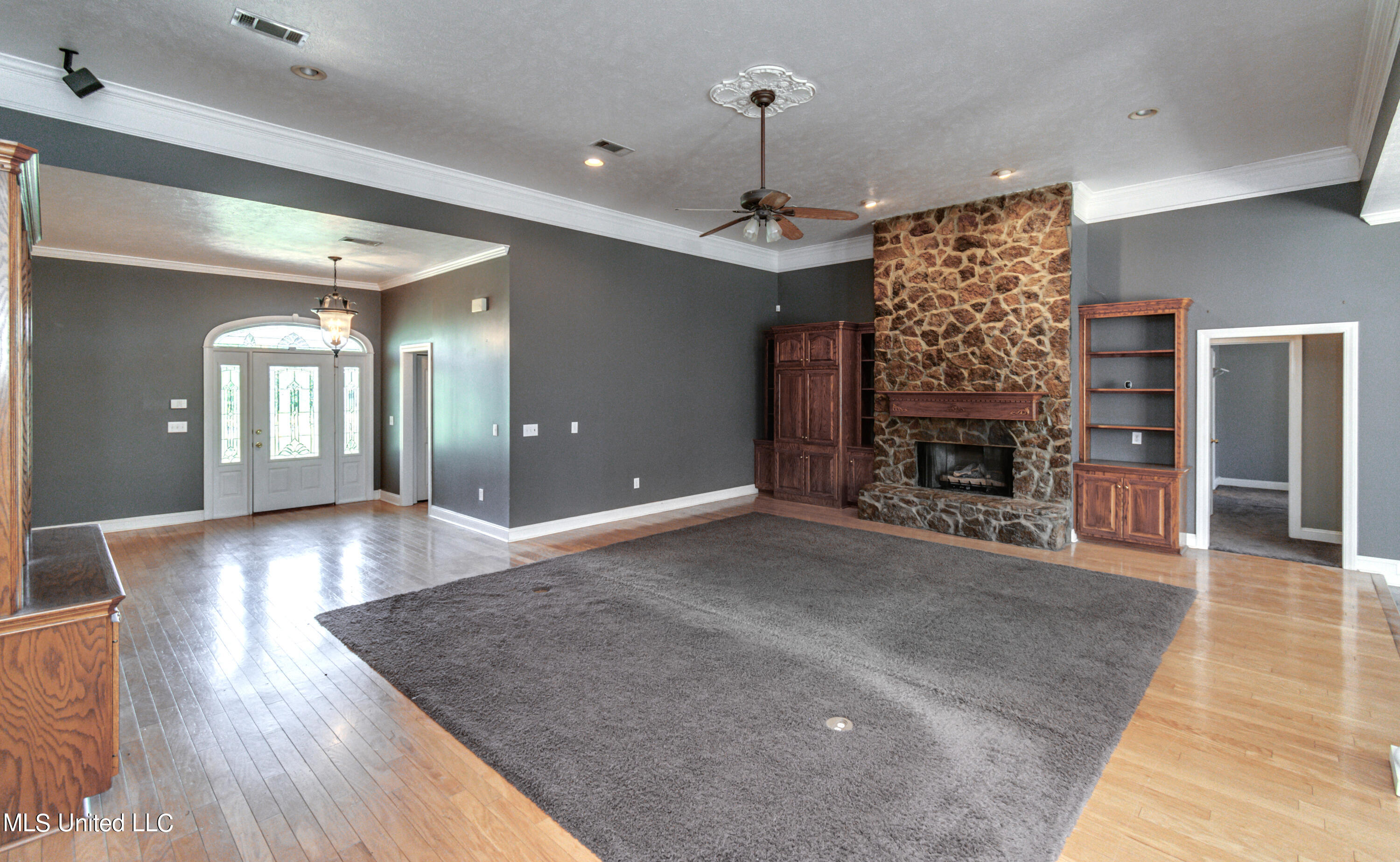150 Hope Lane Property Photo 9