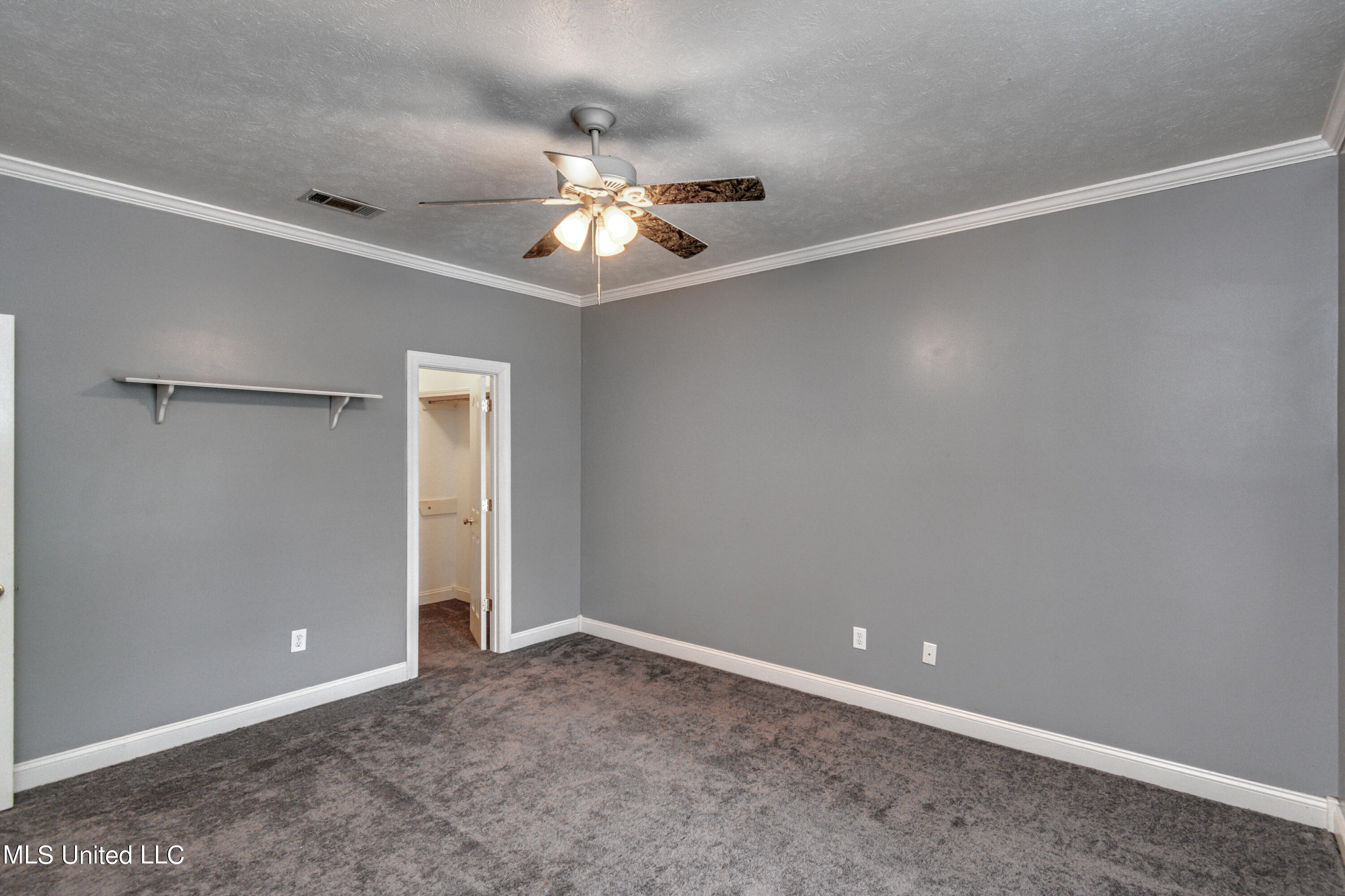 150 Hope Lane Property Photo 14