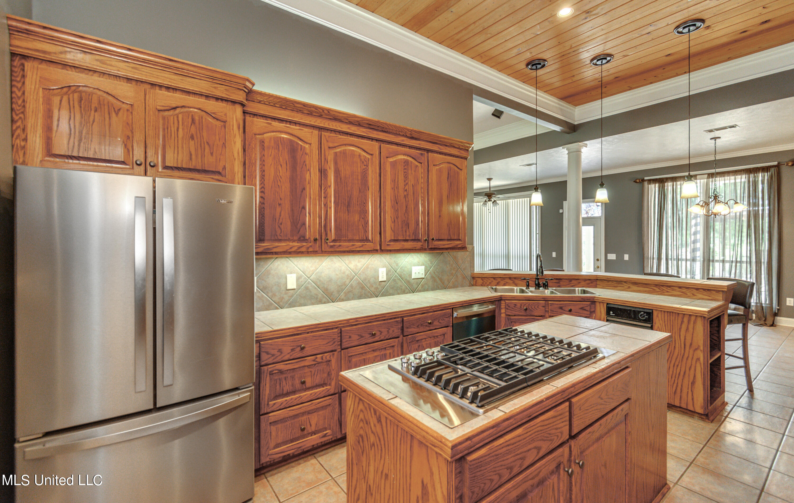 150 Hope Lane Property Photo 24