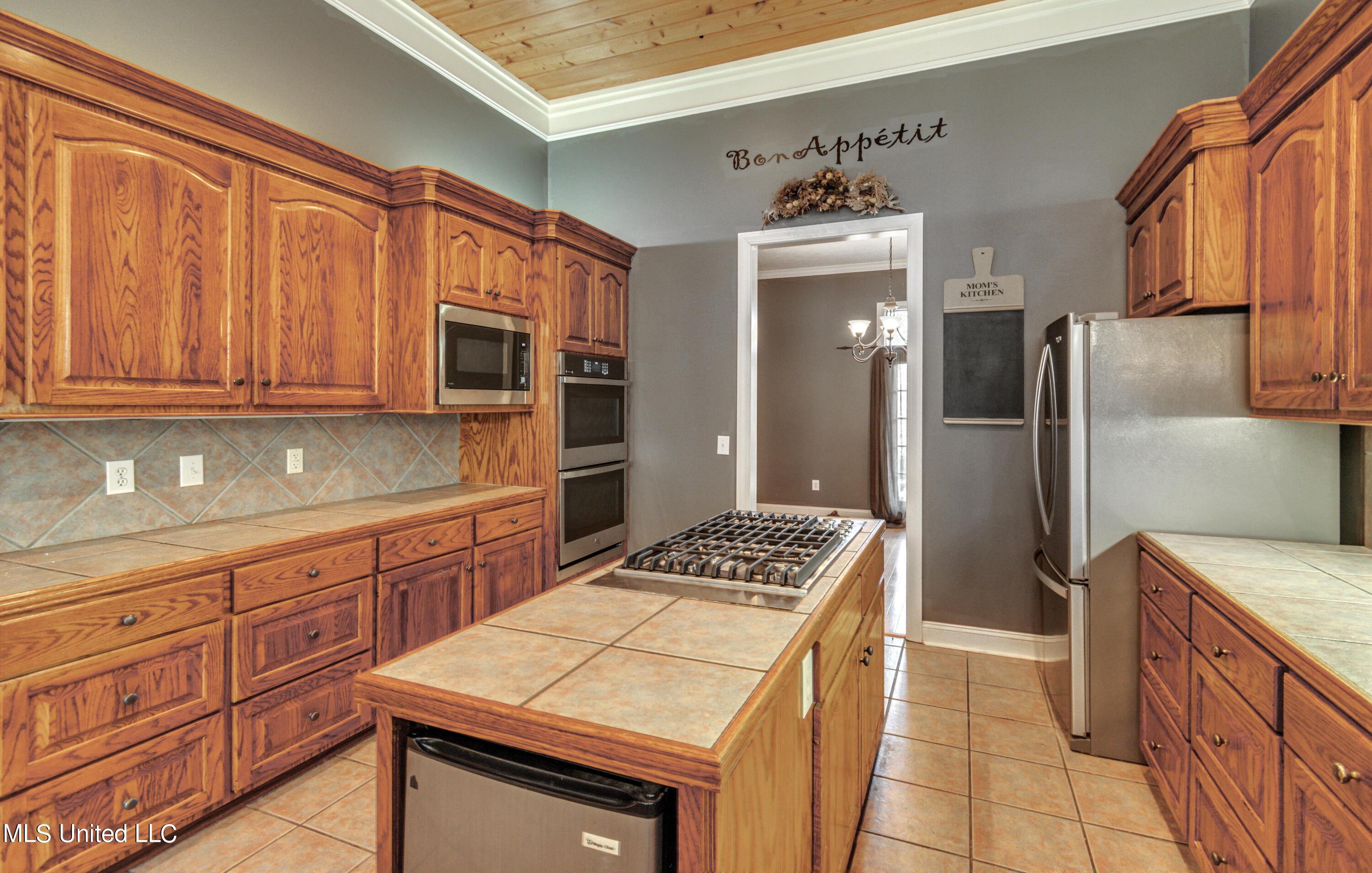 150 Hope Lane Property Photo 27