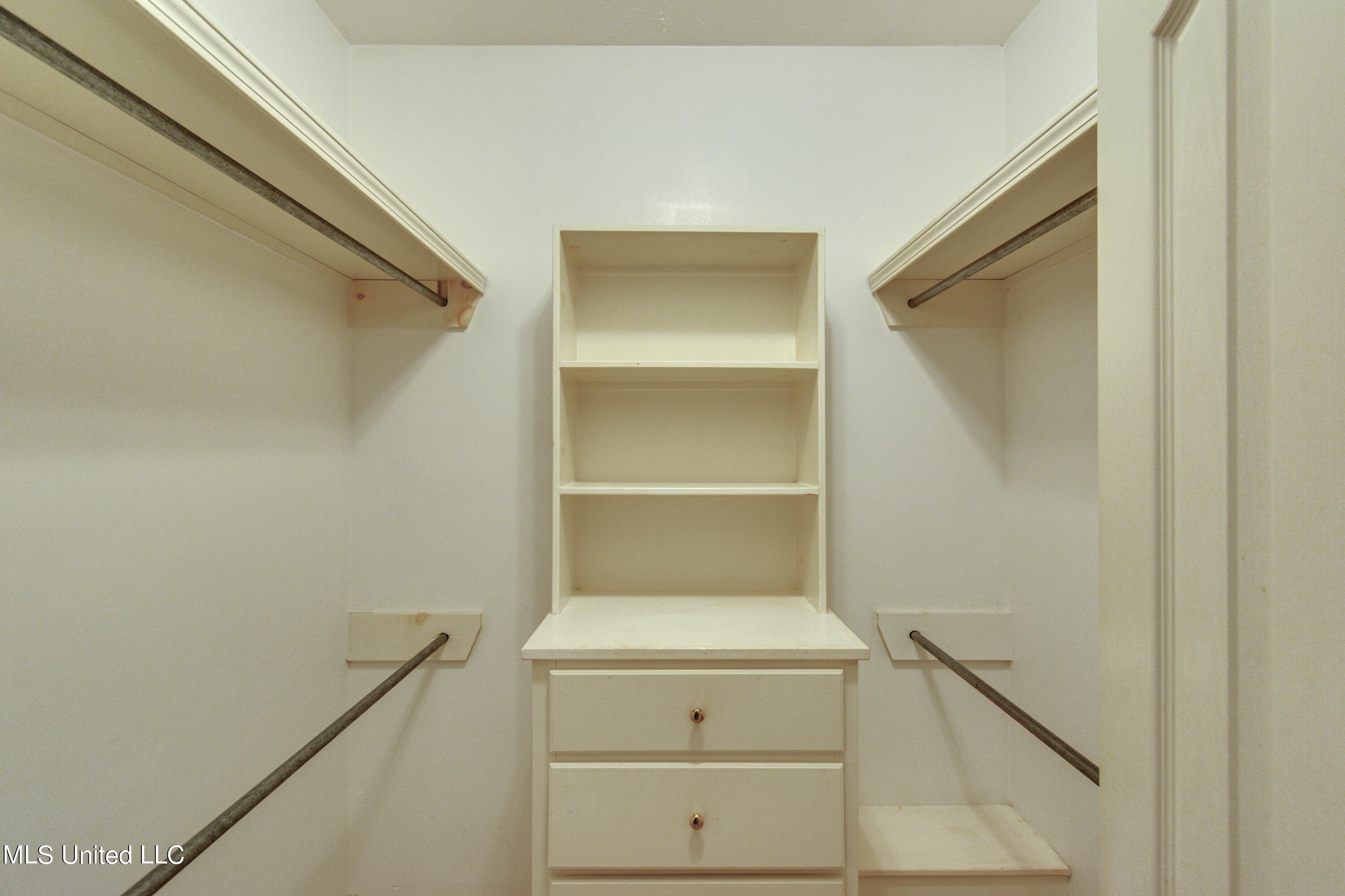 150 Hope Lane Property Photo 32