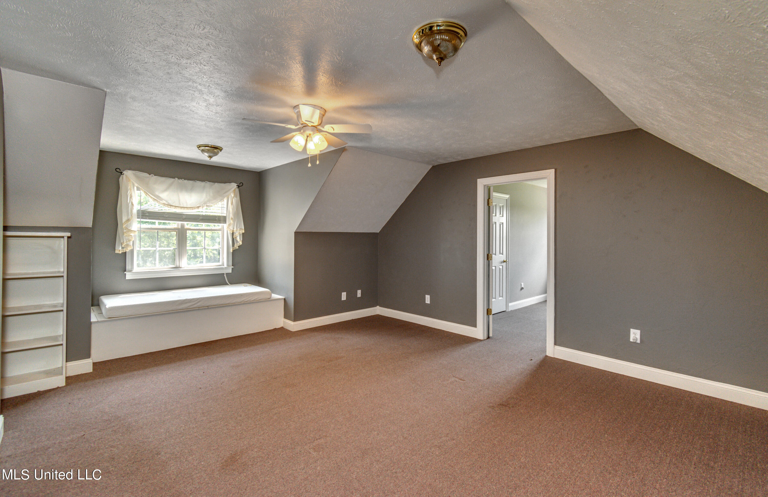 150 Hope Lane Property Photo 40