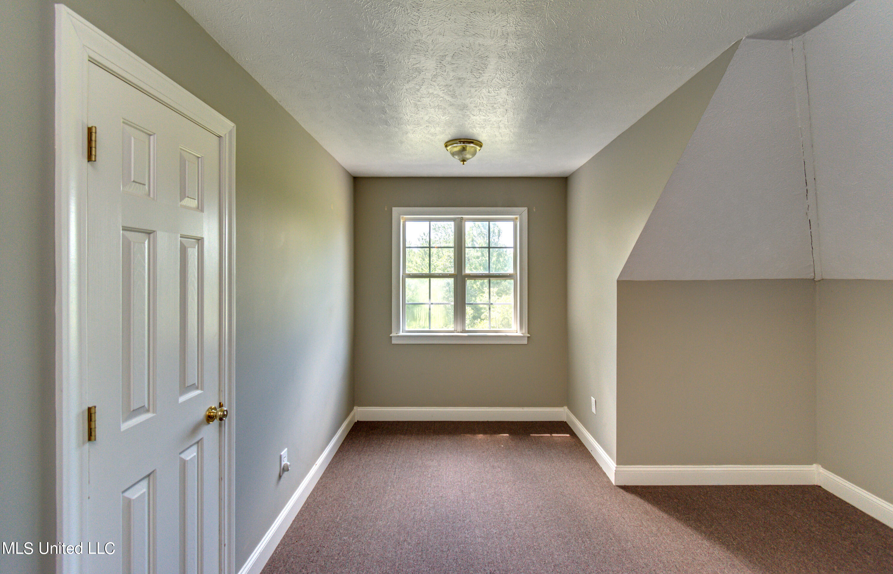 150 Hope Lane Property Photo 42