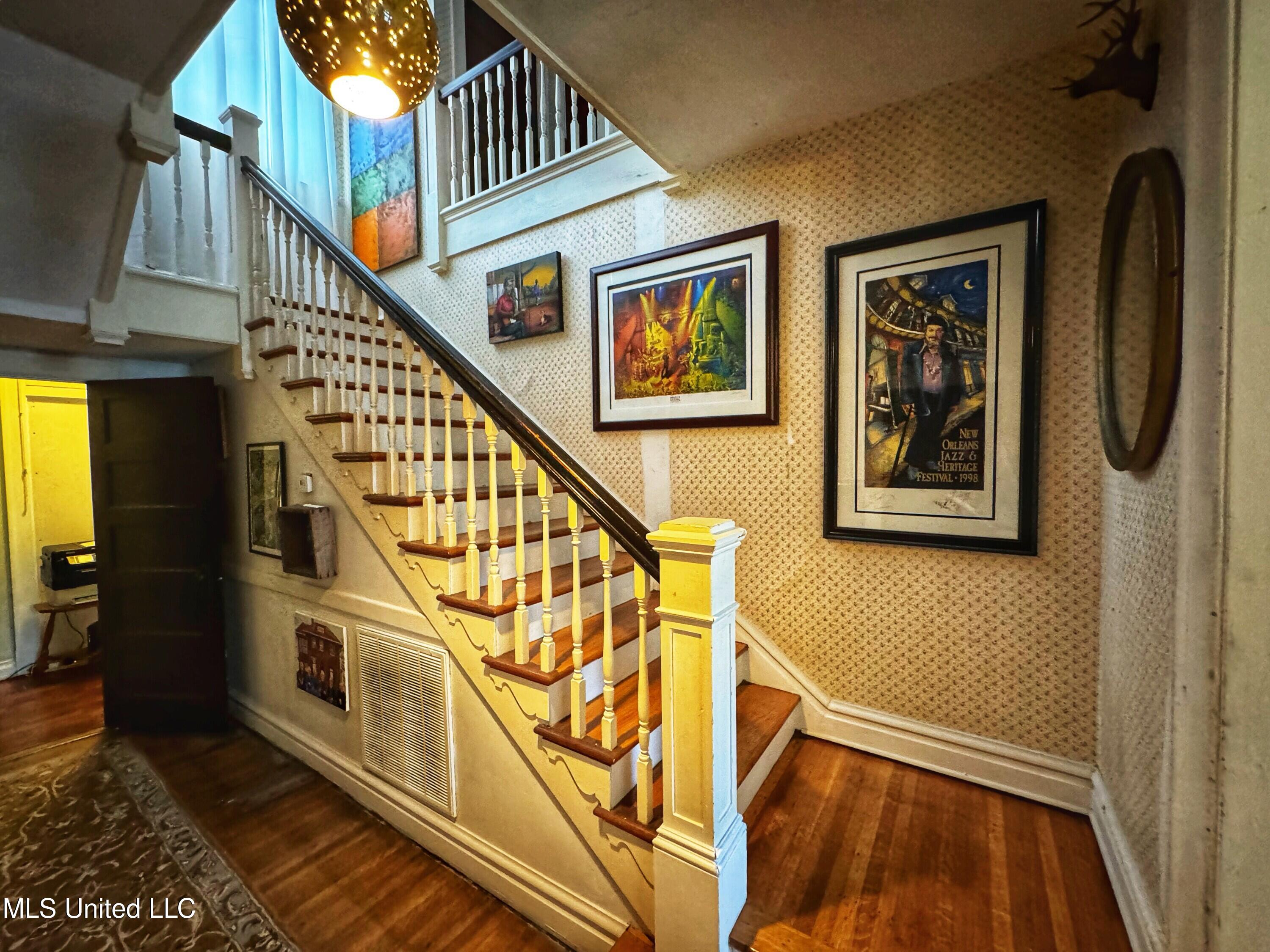 111 Leflore Avenue Property Photo 6