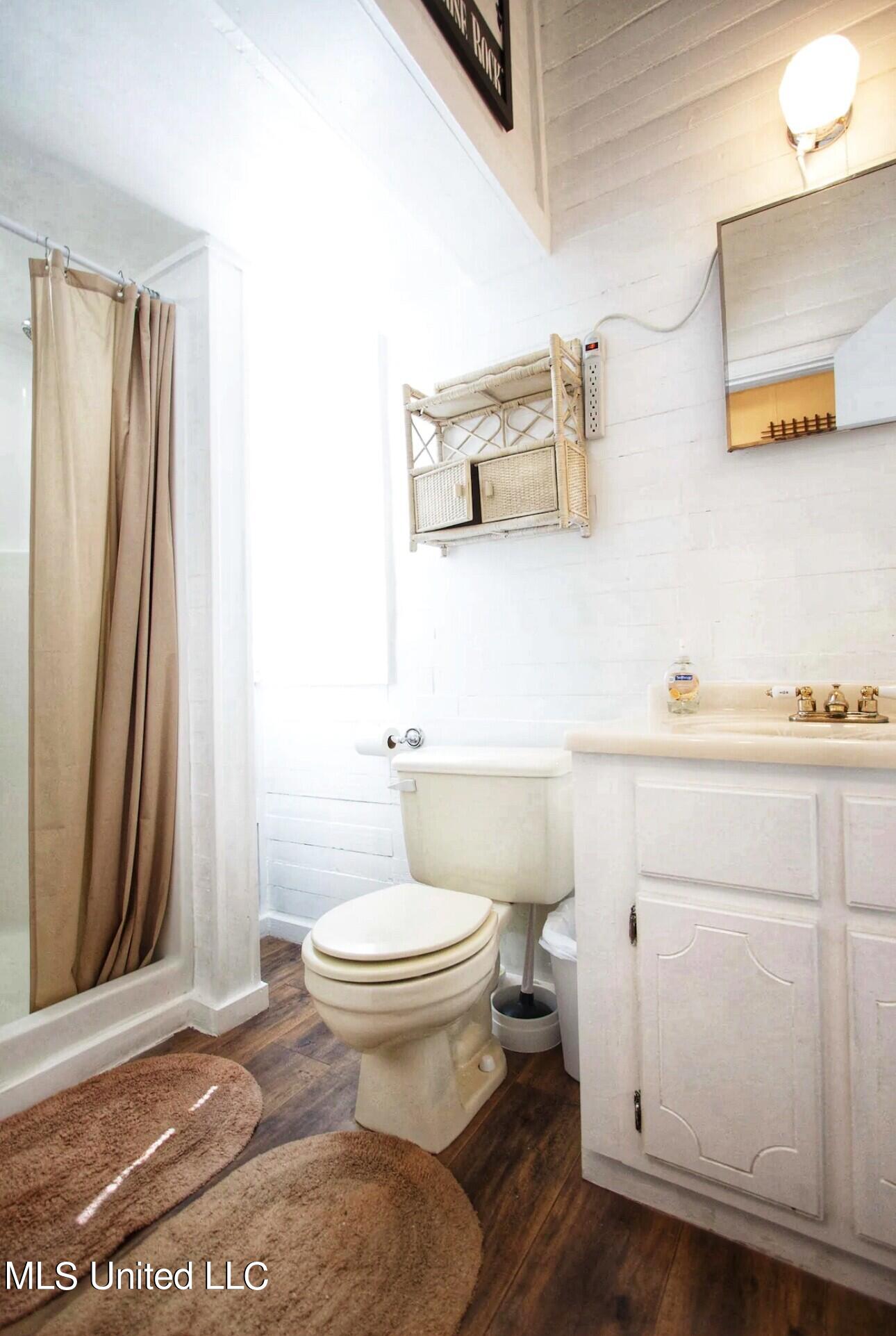 111 Leflore Avenue Property Photo 30