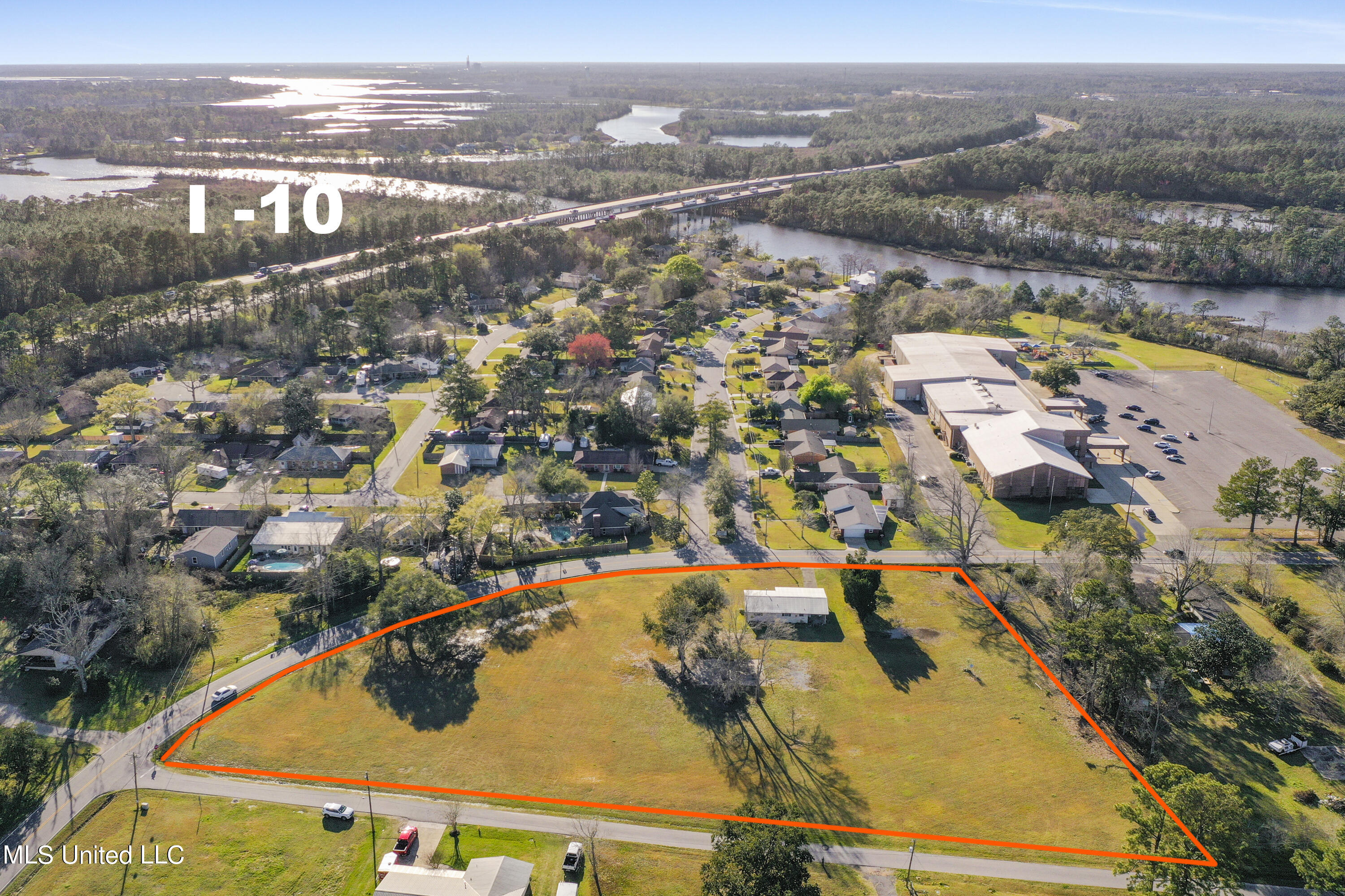 11532 Cedar Lake Road Property Photo 5
