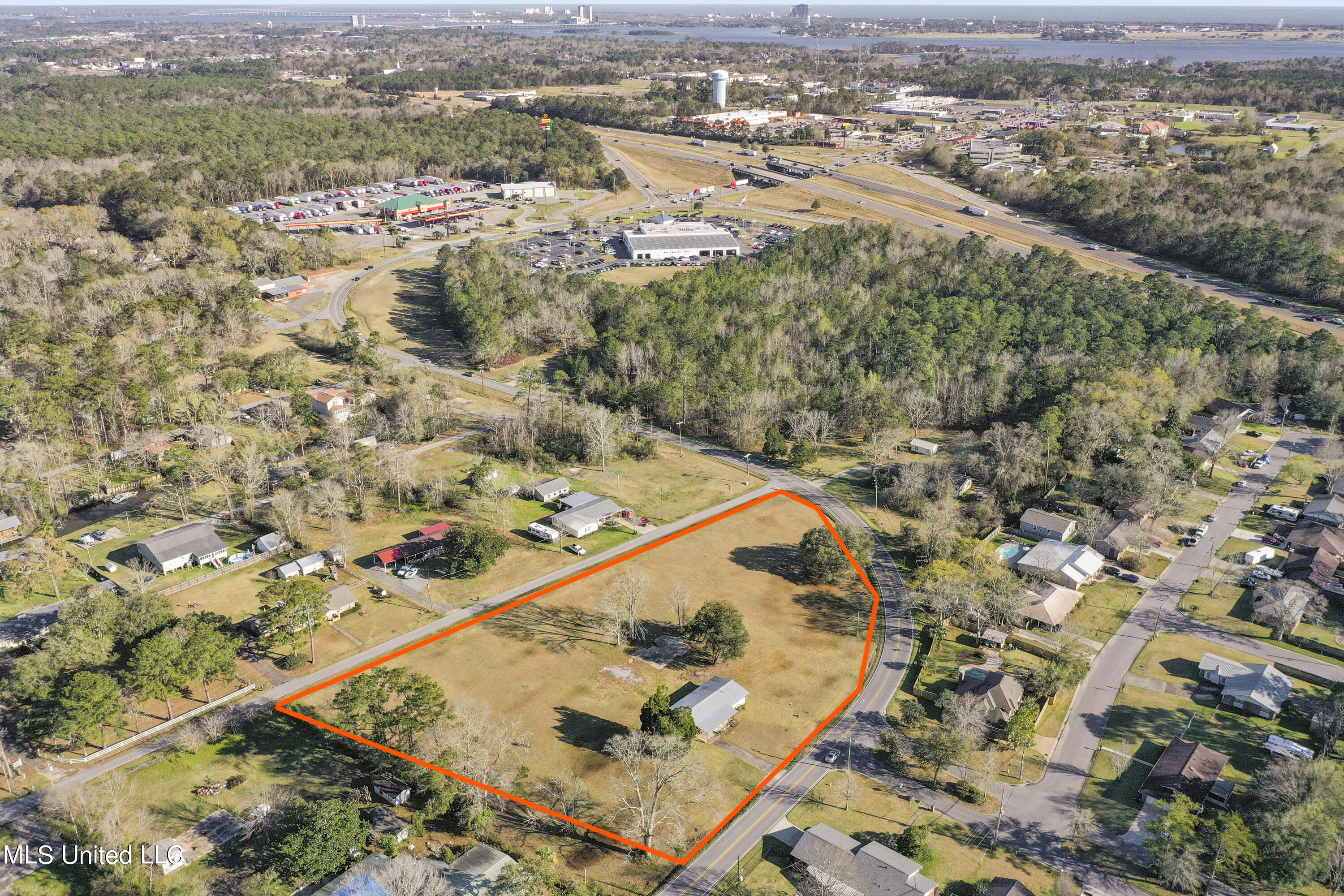 11532 Cedar Lake Road Property Photo 6