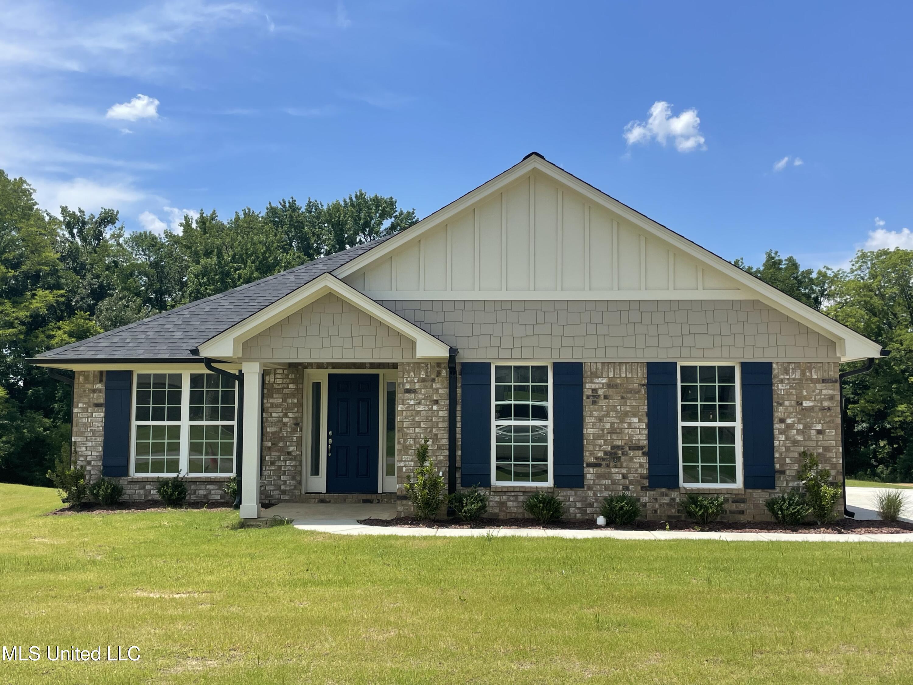 7807 Mary Mccoy Drive Property Photo 1