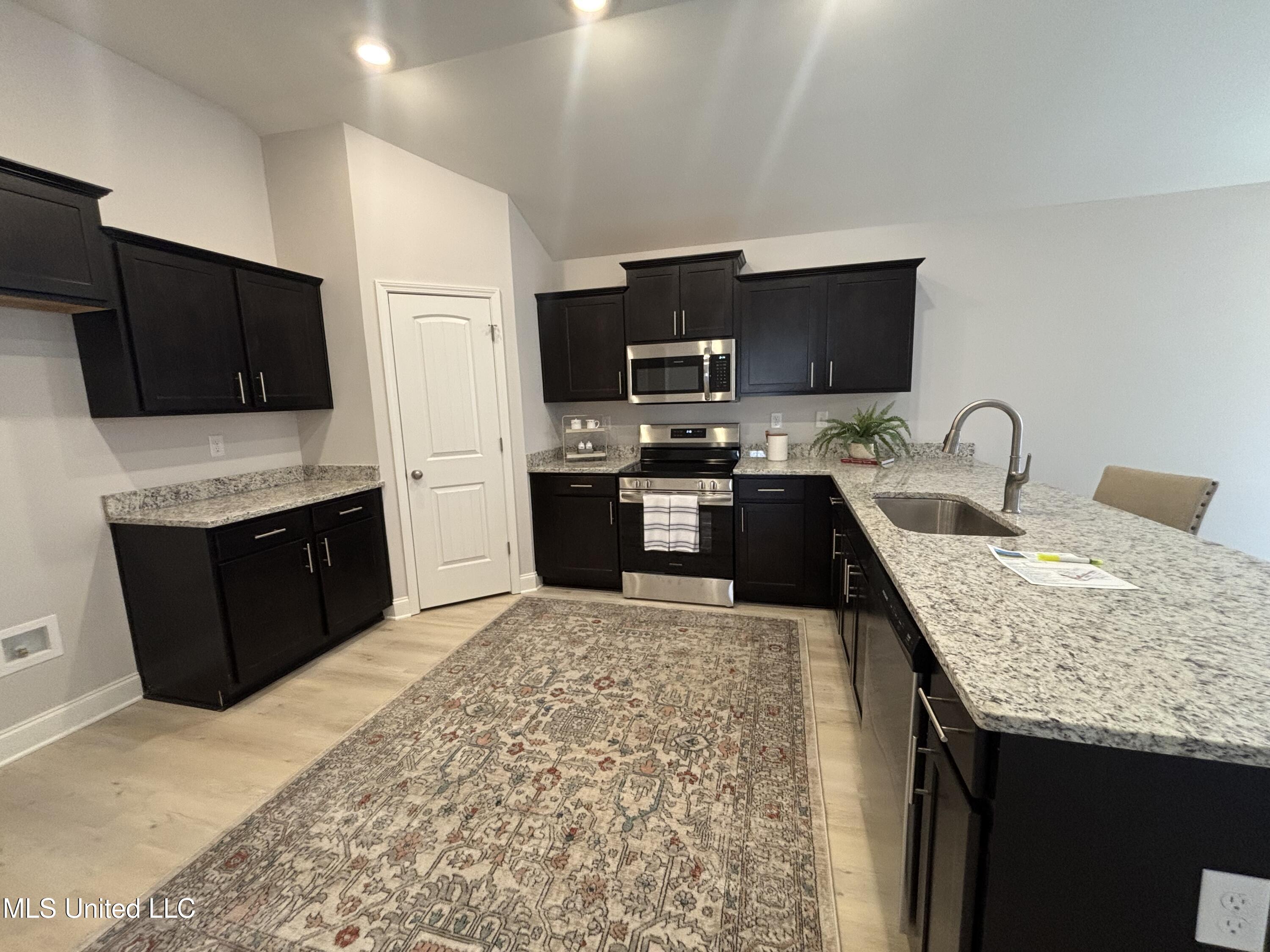7807 Mary Mccoy Drive Property Photo 11