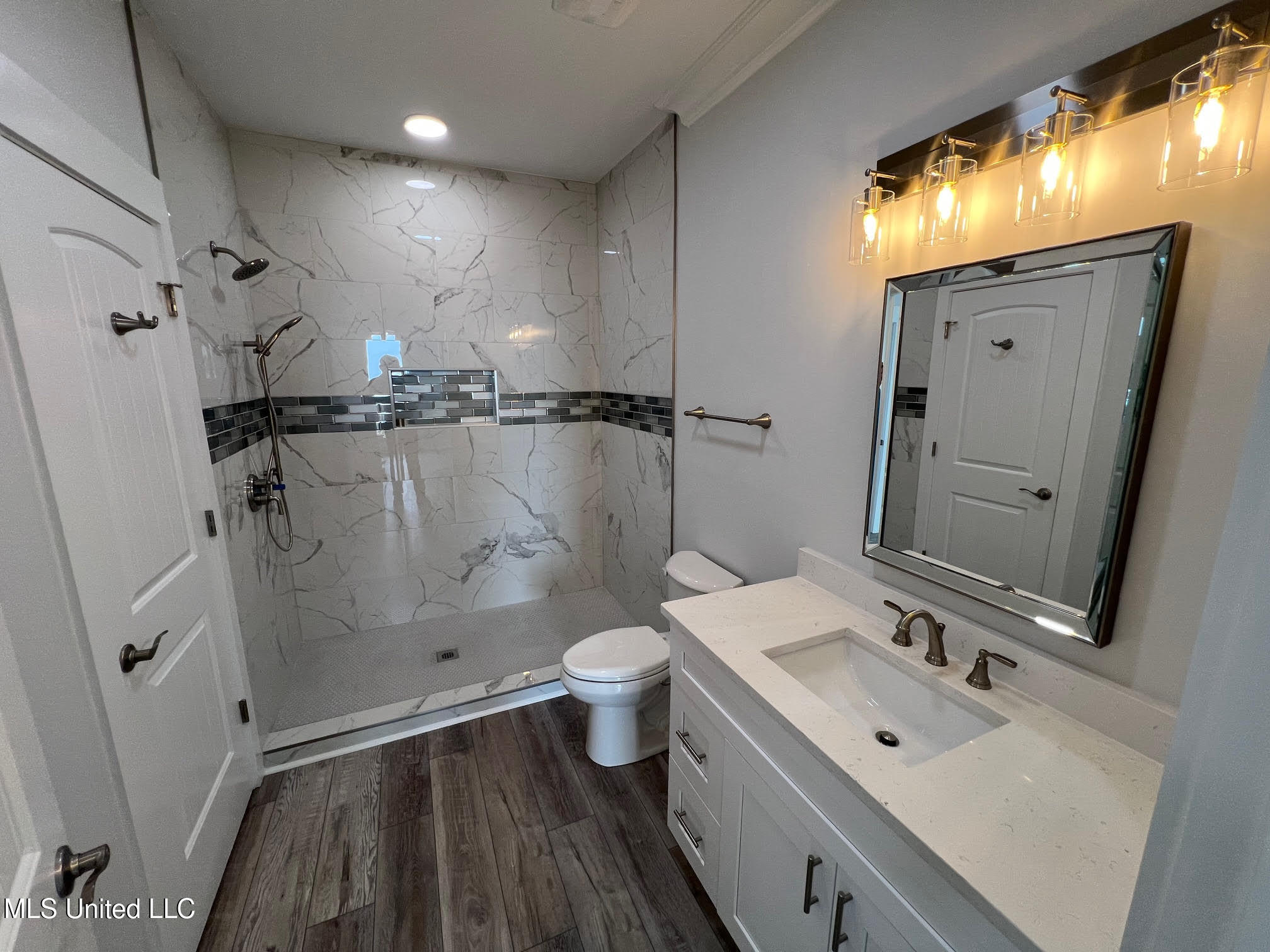 519 41st Avenue Property Photo 4