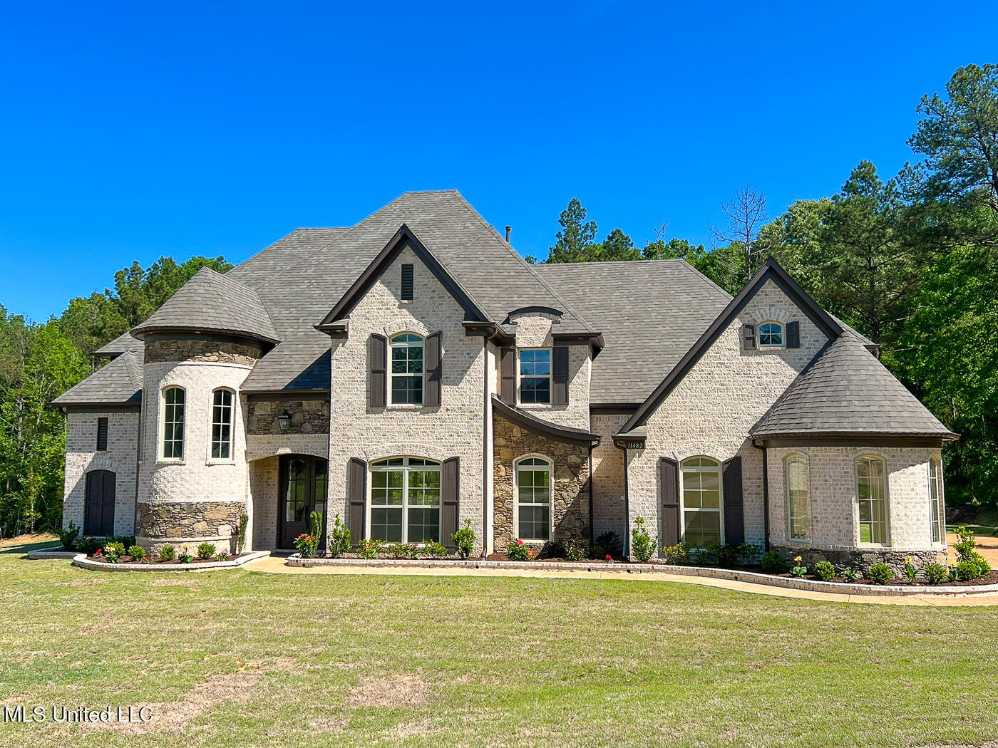 11482 Vicki's Lane Property Photo 1