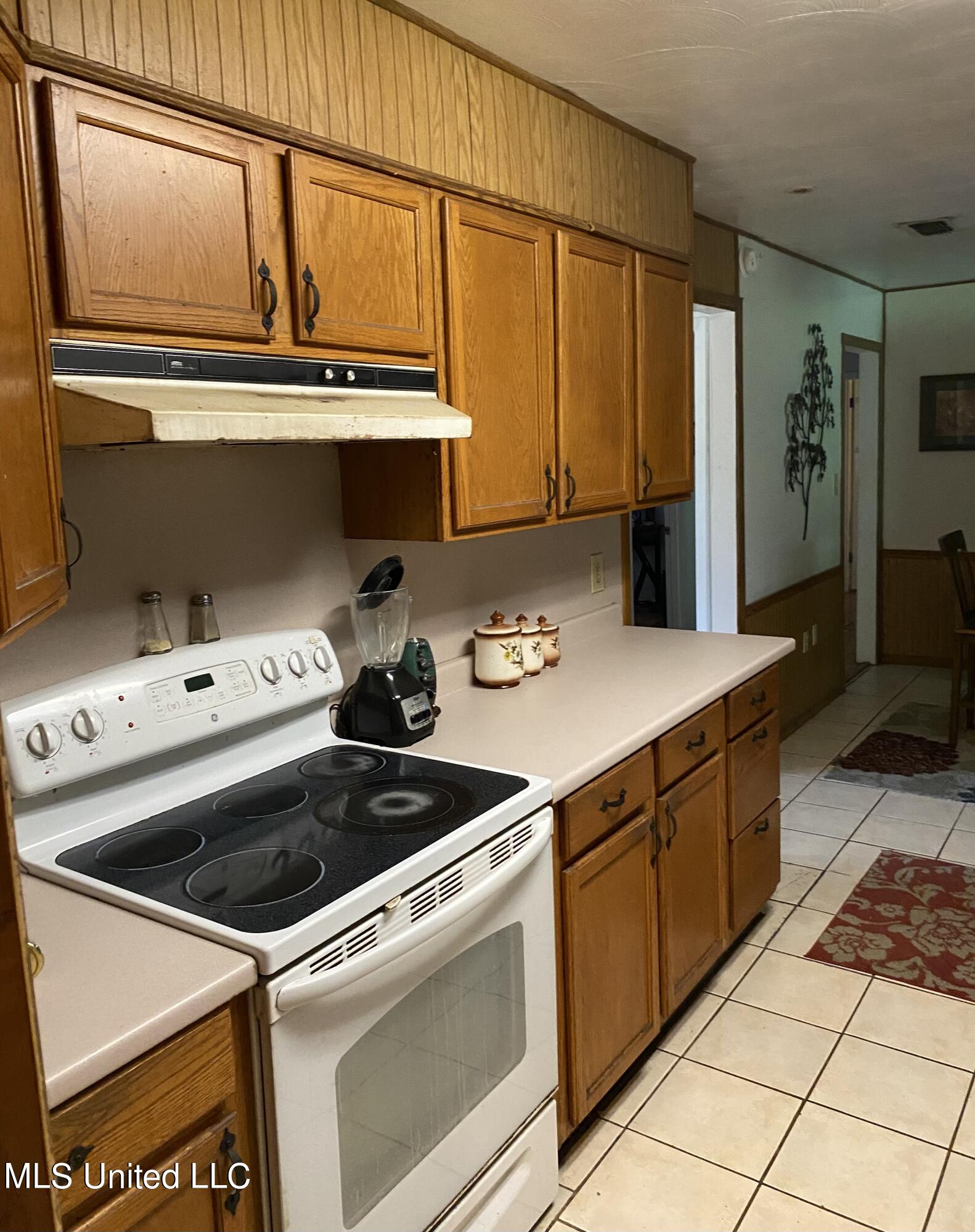 204 N Wilson Boulevard Property Photo 4