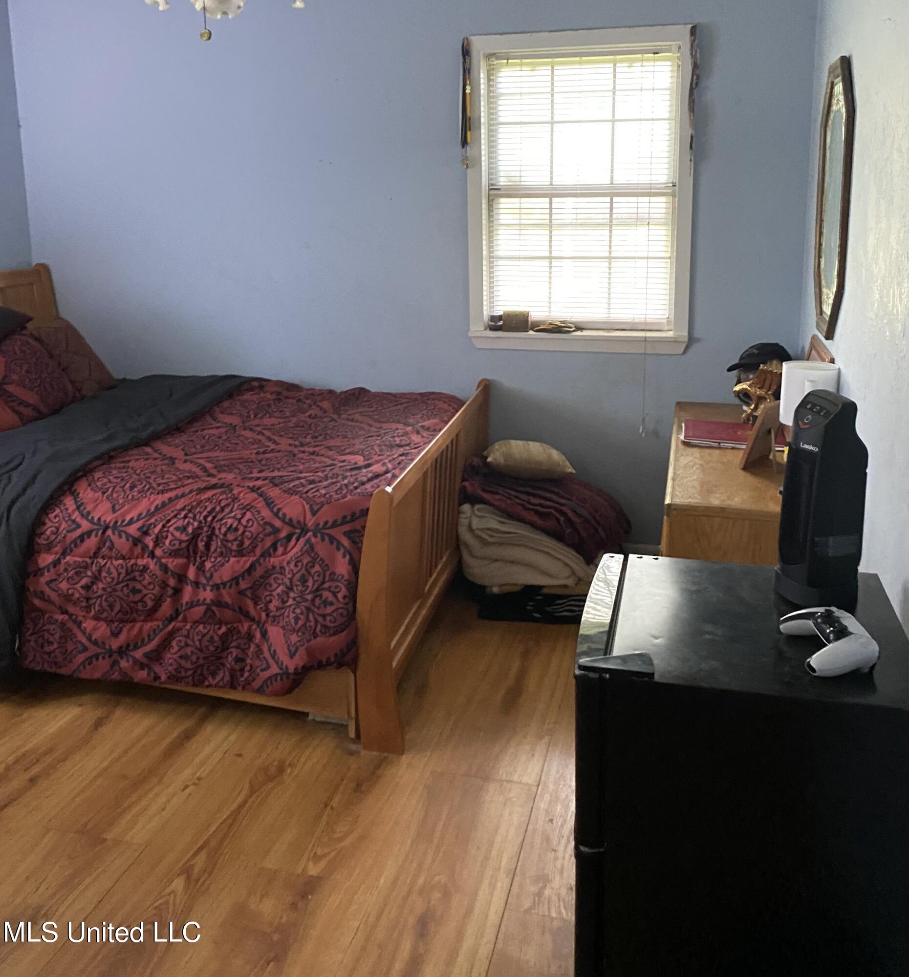 204 N Wilson Boulevard Property Photo 9