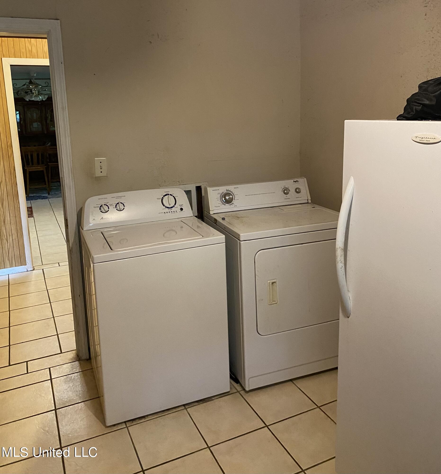204 N Wilson Boulevard Property Photo 17