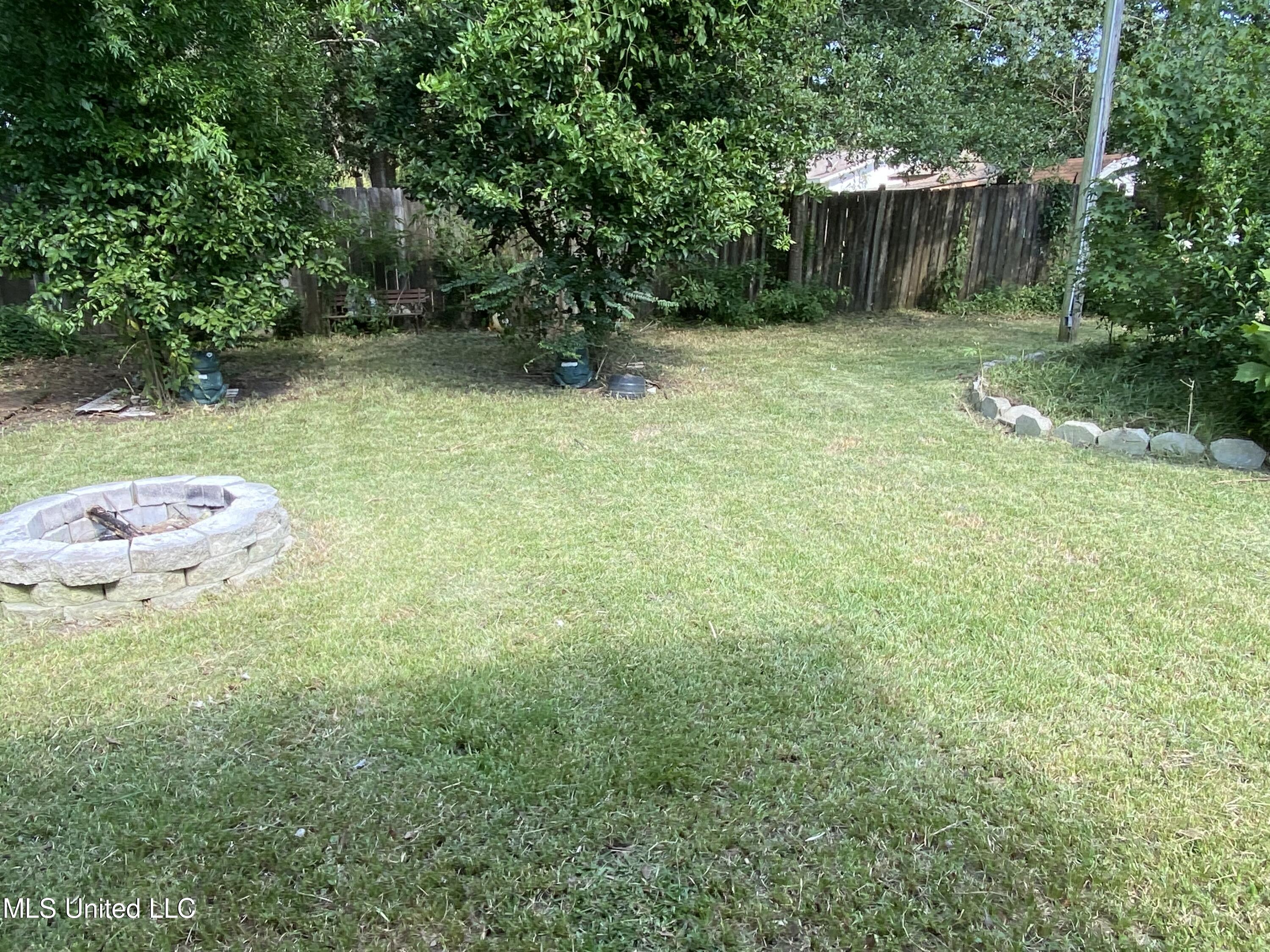 204 N Wilson Boulevard Property Photo 20