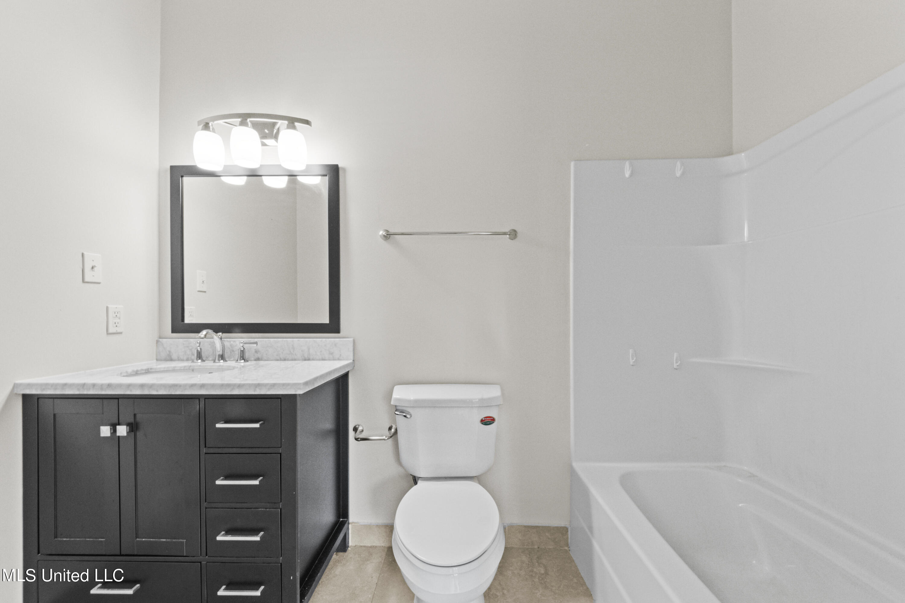 116 Davis Avenue Property Photo 14