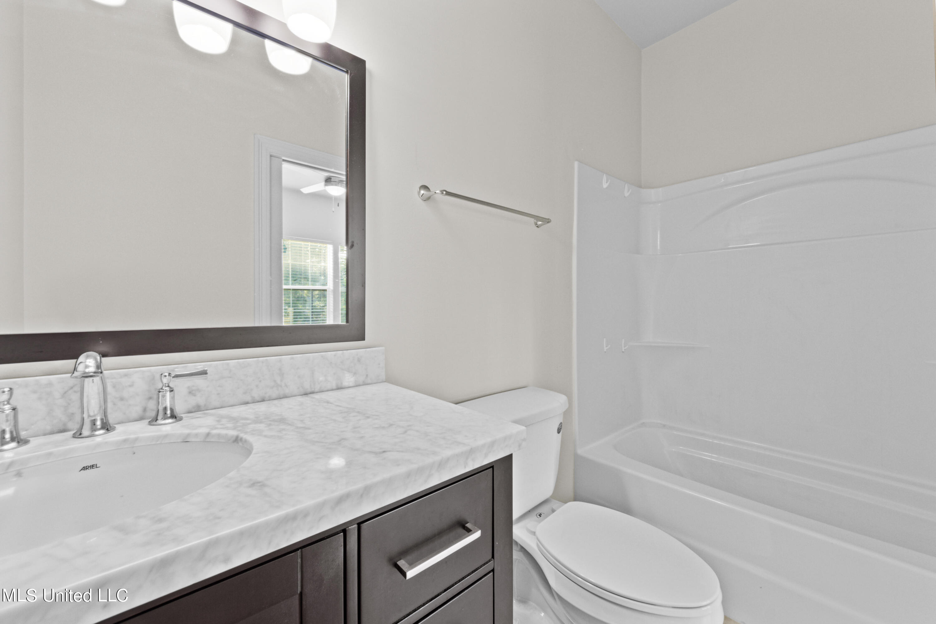 116 Davis Avenue Property Photo 15