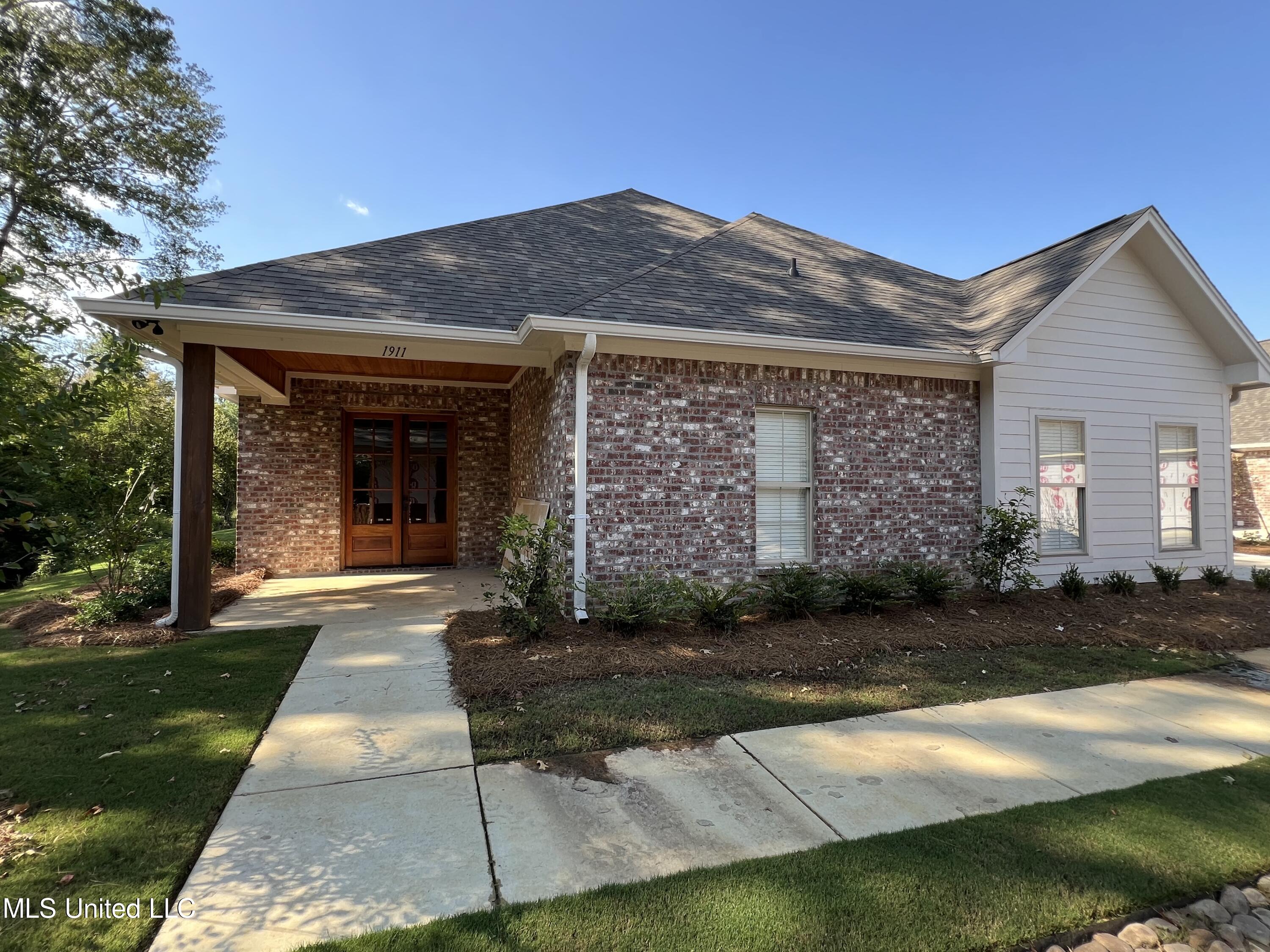 1911 Freedom Ring Drive Property Photo 1