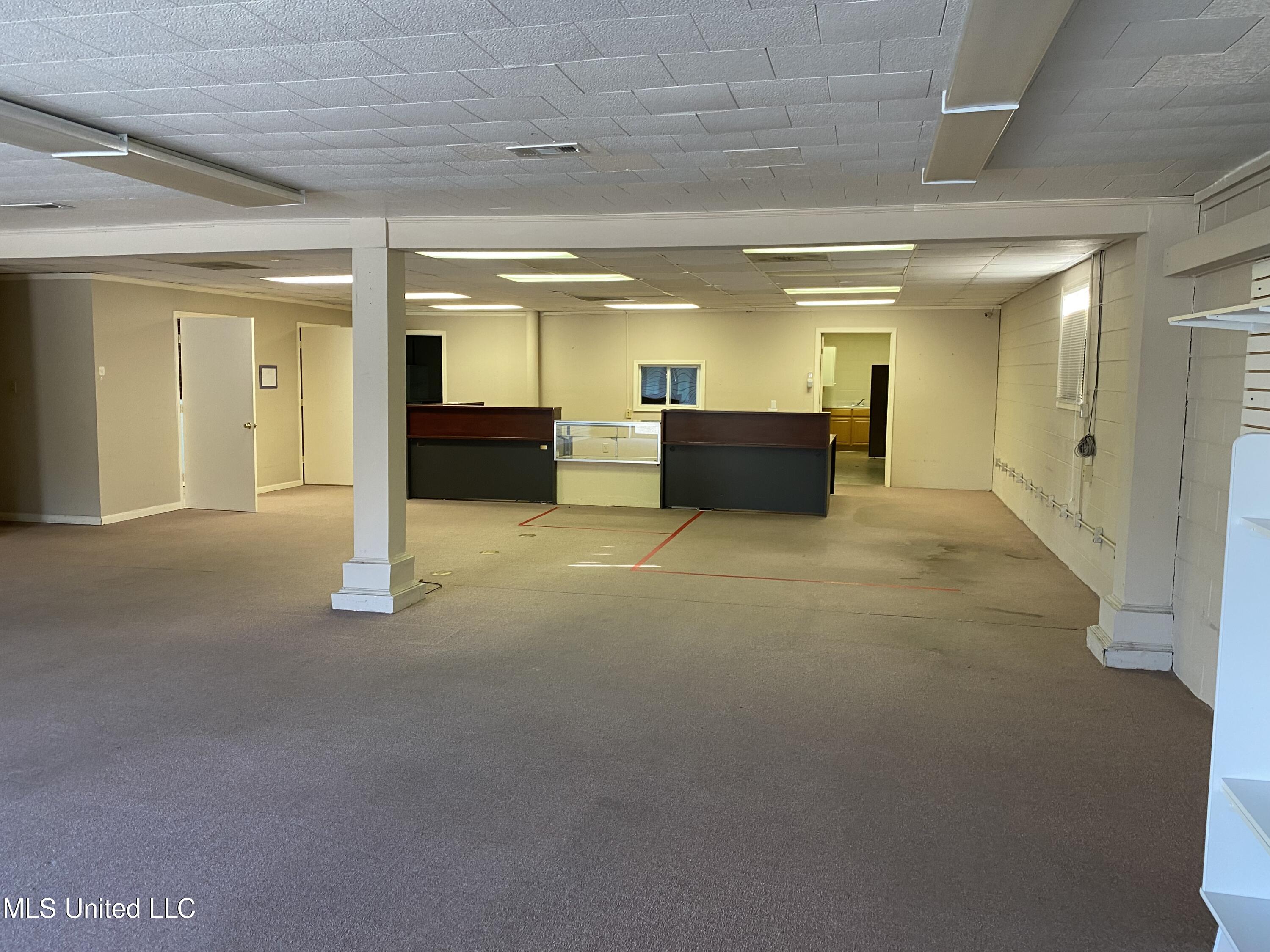 1120 Broad Avenue Property Photo 6
