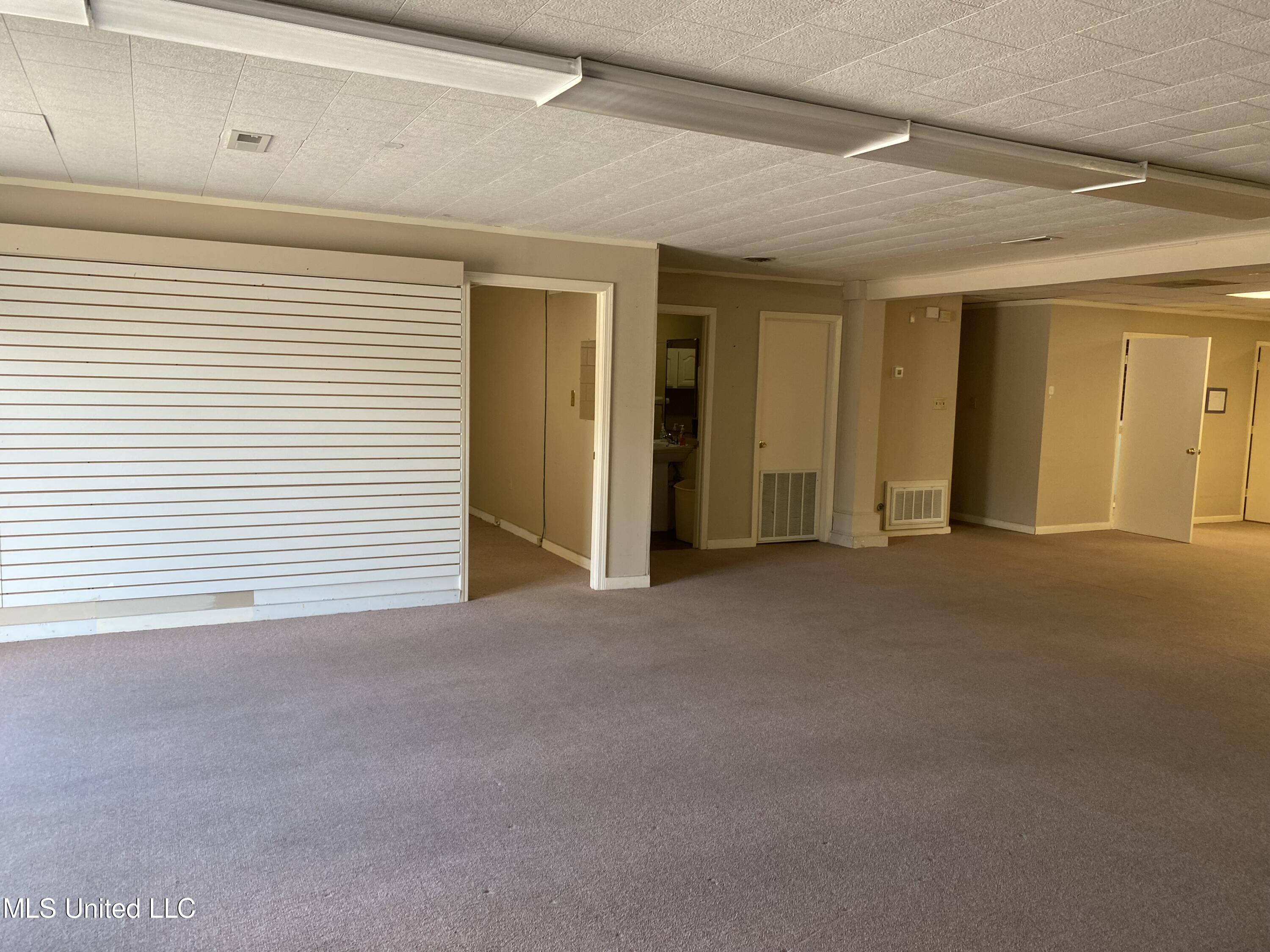 1120 Broad Avenue Property Photo 7