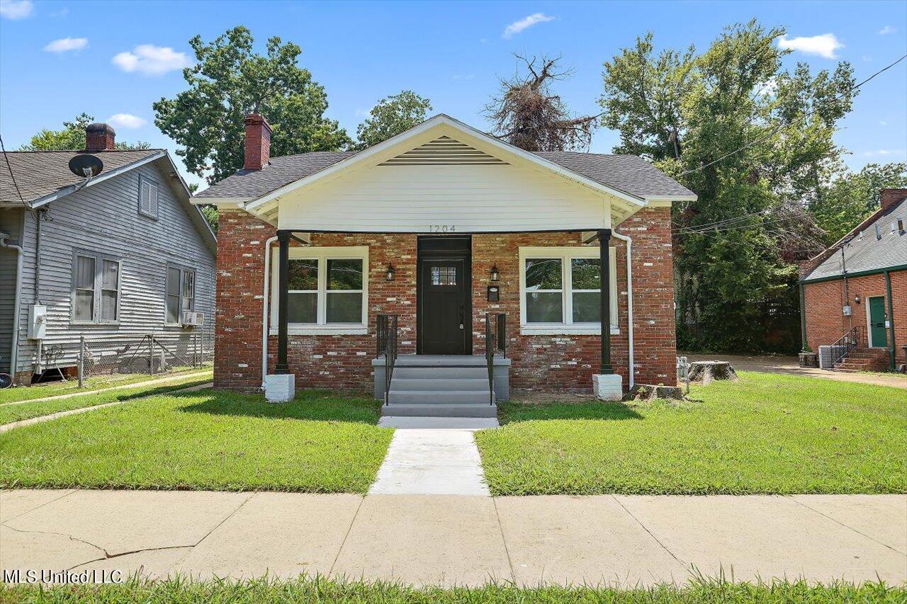 1204 Jackson Street Property Photo