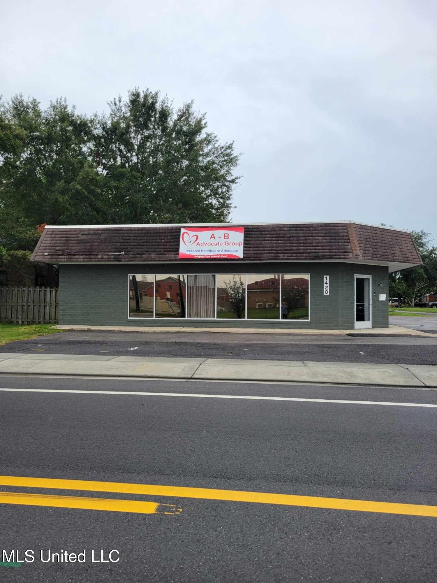 1420 Ingalls Avenue Property Photo 1