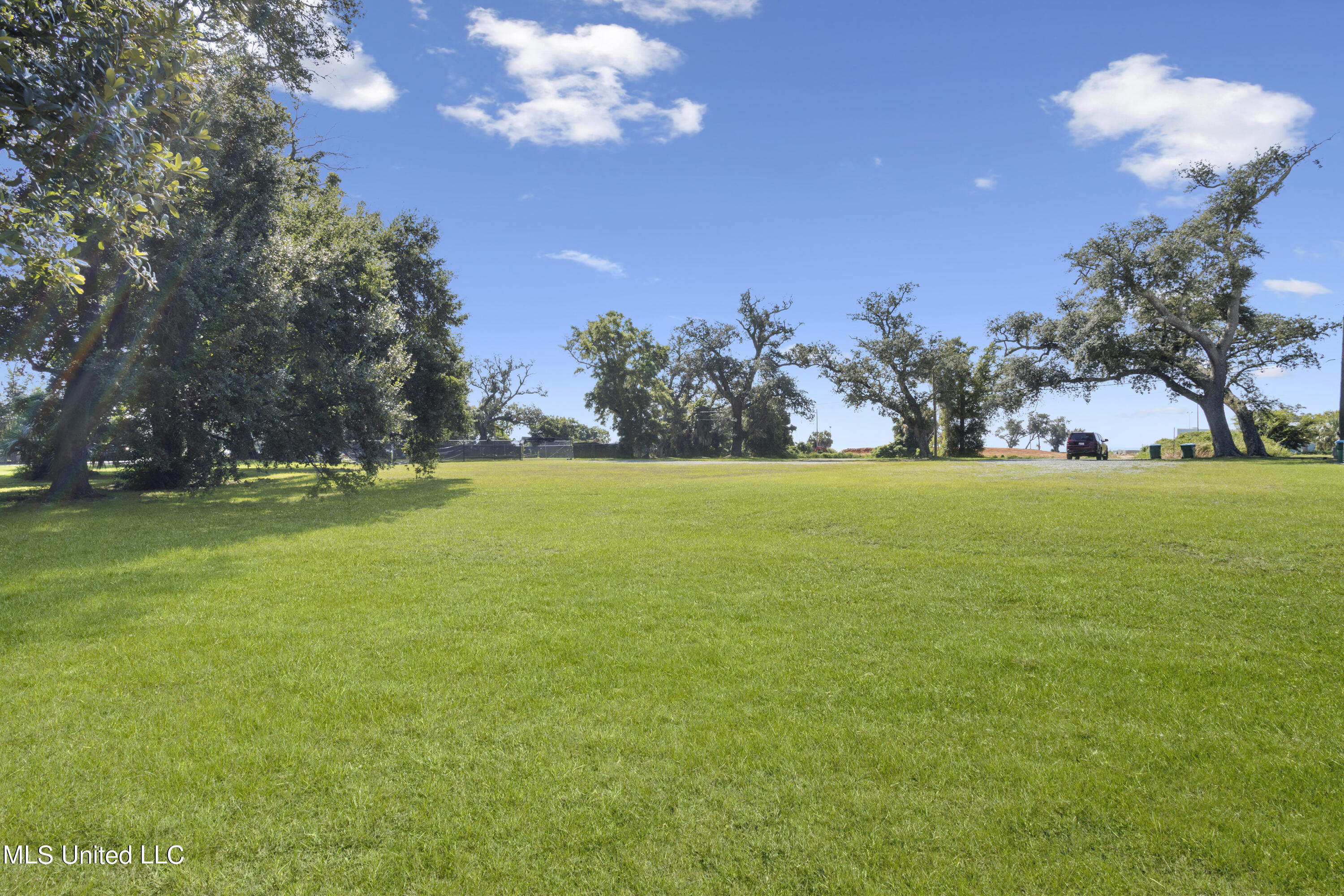 421 16th Street Property Photo 4