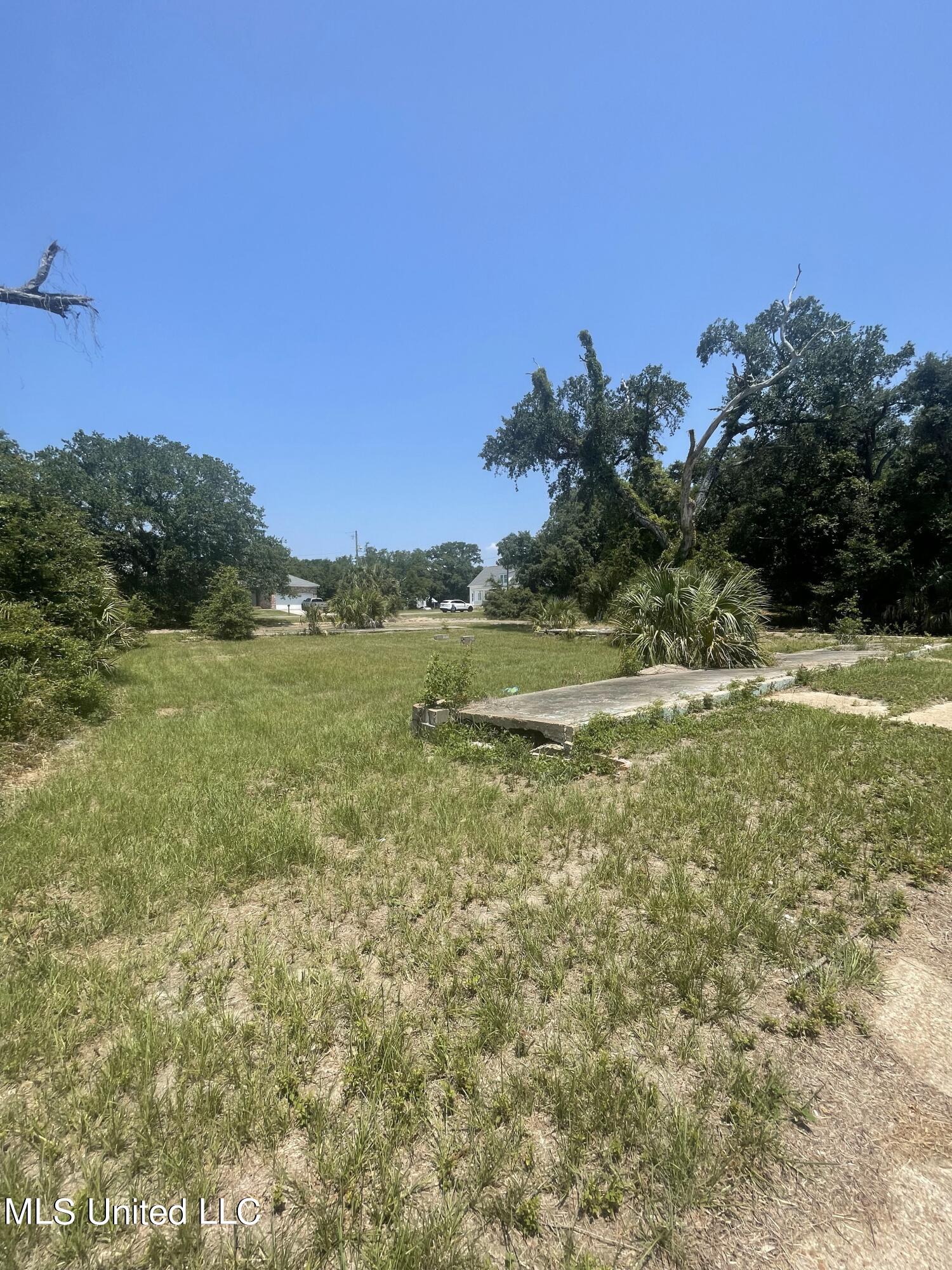 210 Texas Avenue Property Photo 1