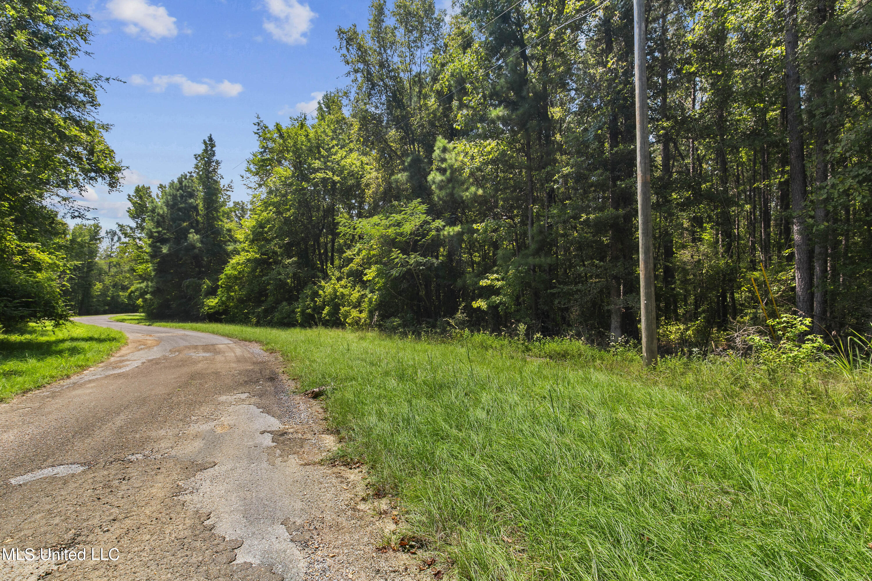 Jamison Court Property Photo 1