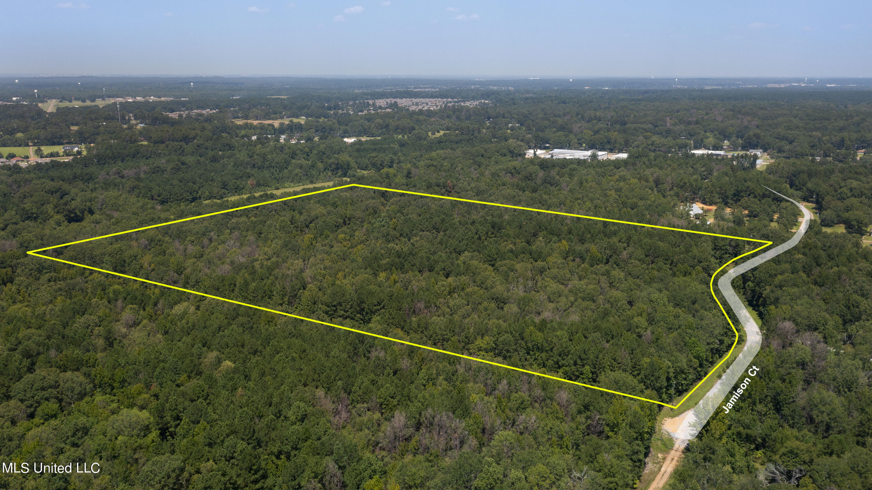 Jamison Court Property Photo 4