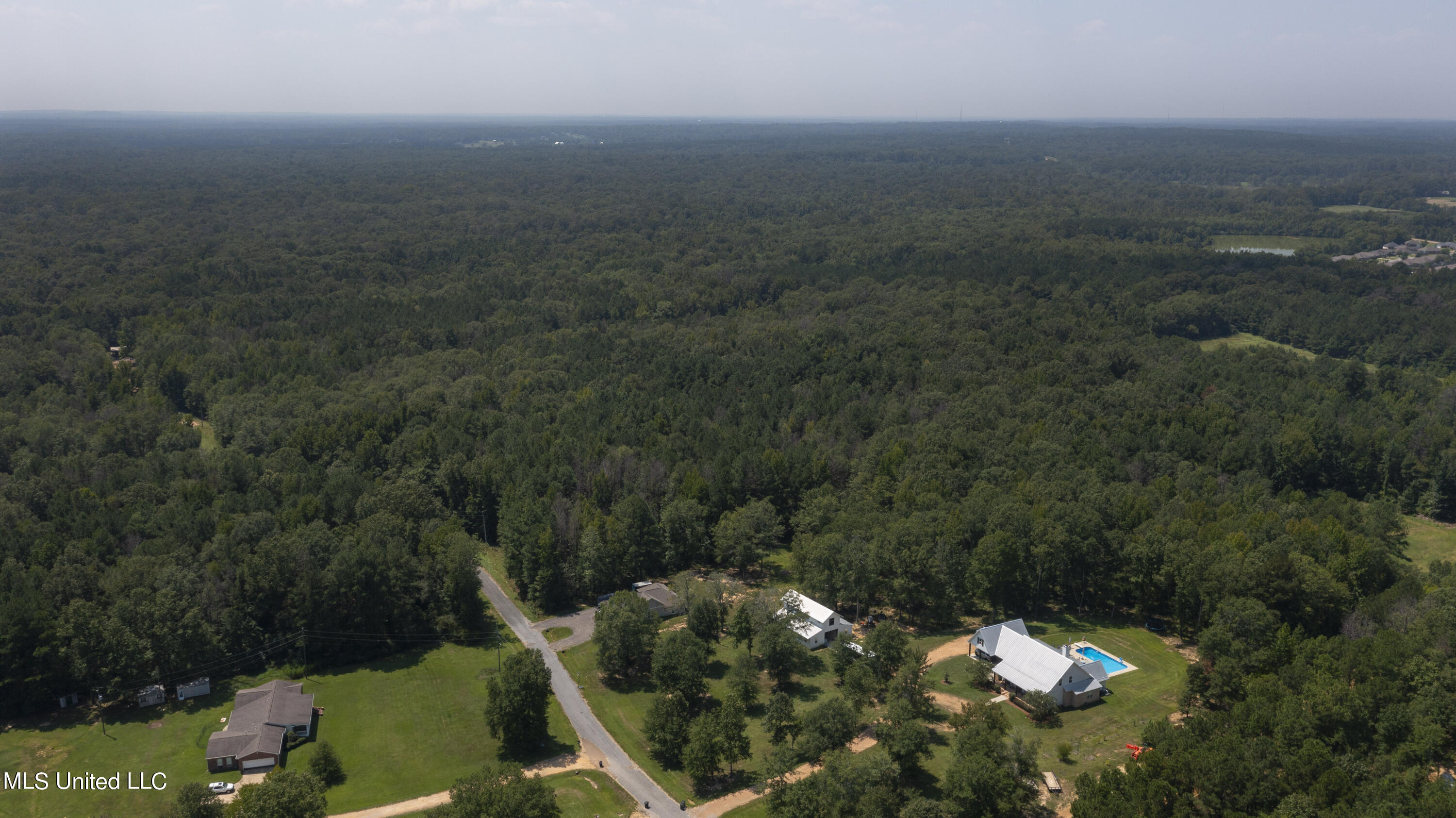 Jamison Court Property Photo 17