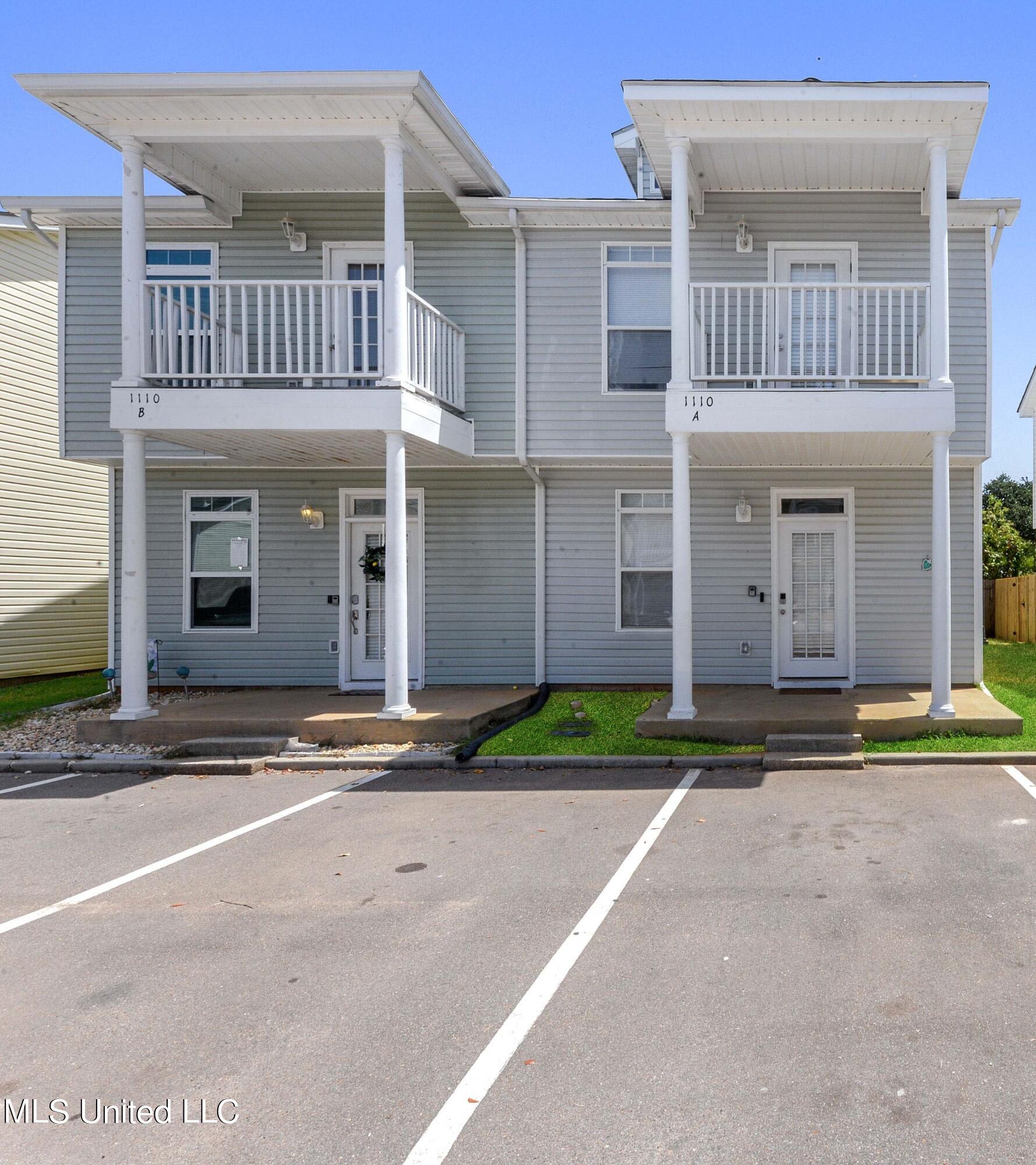 1110 Century Oaks Drive Property Photo 1