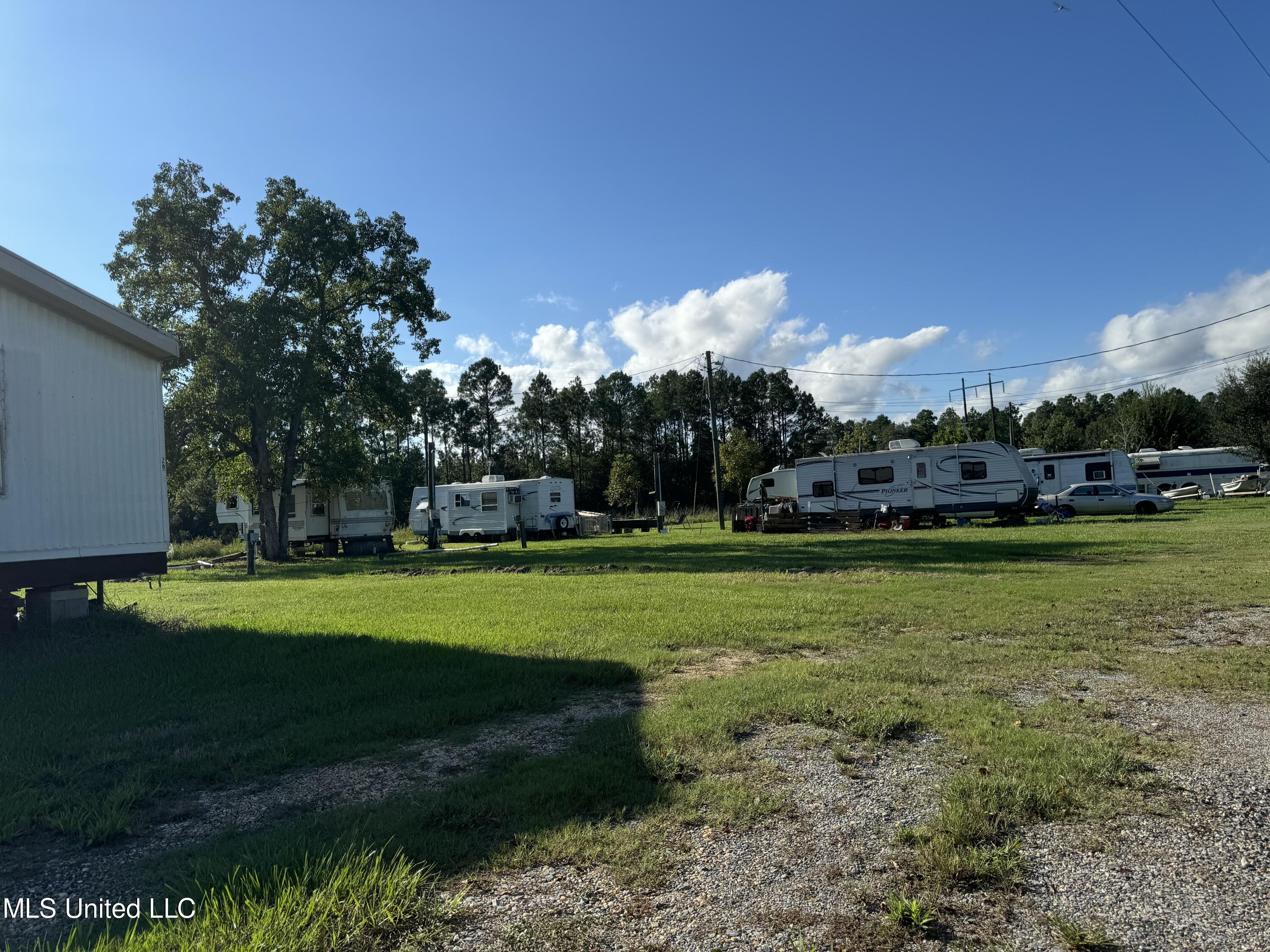 7916 Old Stage Road Property Photo 6