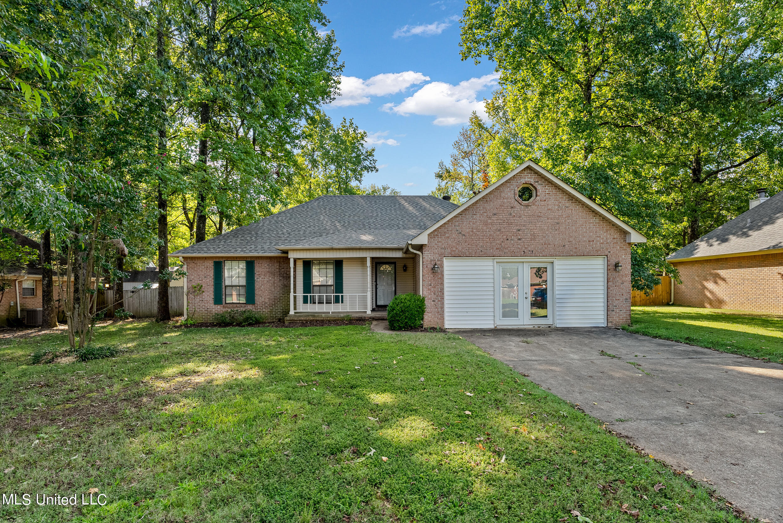 5827 Southbend Lane Property Photo 1