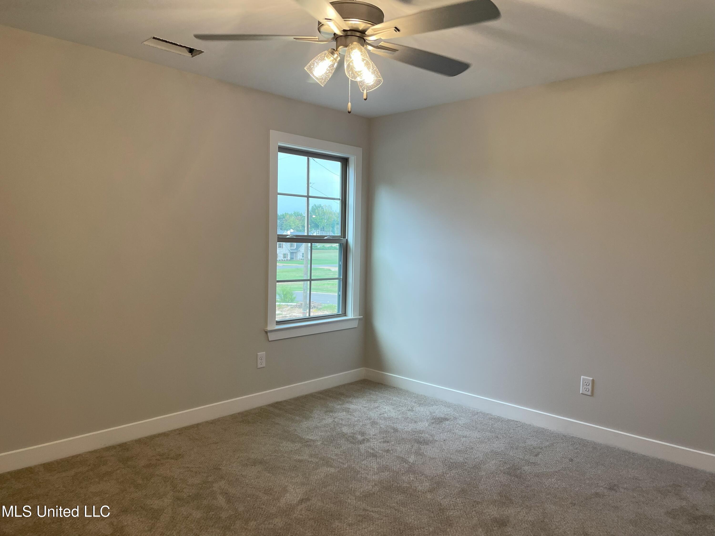 9092 Bennett Trail Property Photo 14