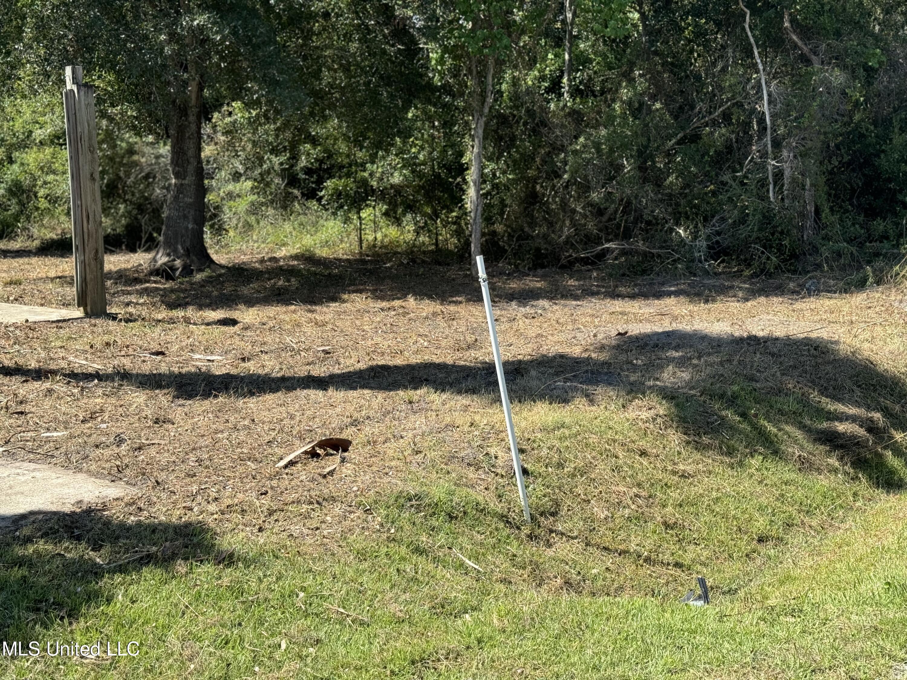 152 Burnett Property Photo 2