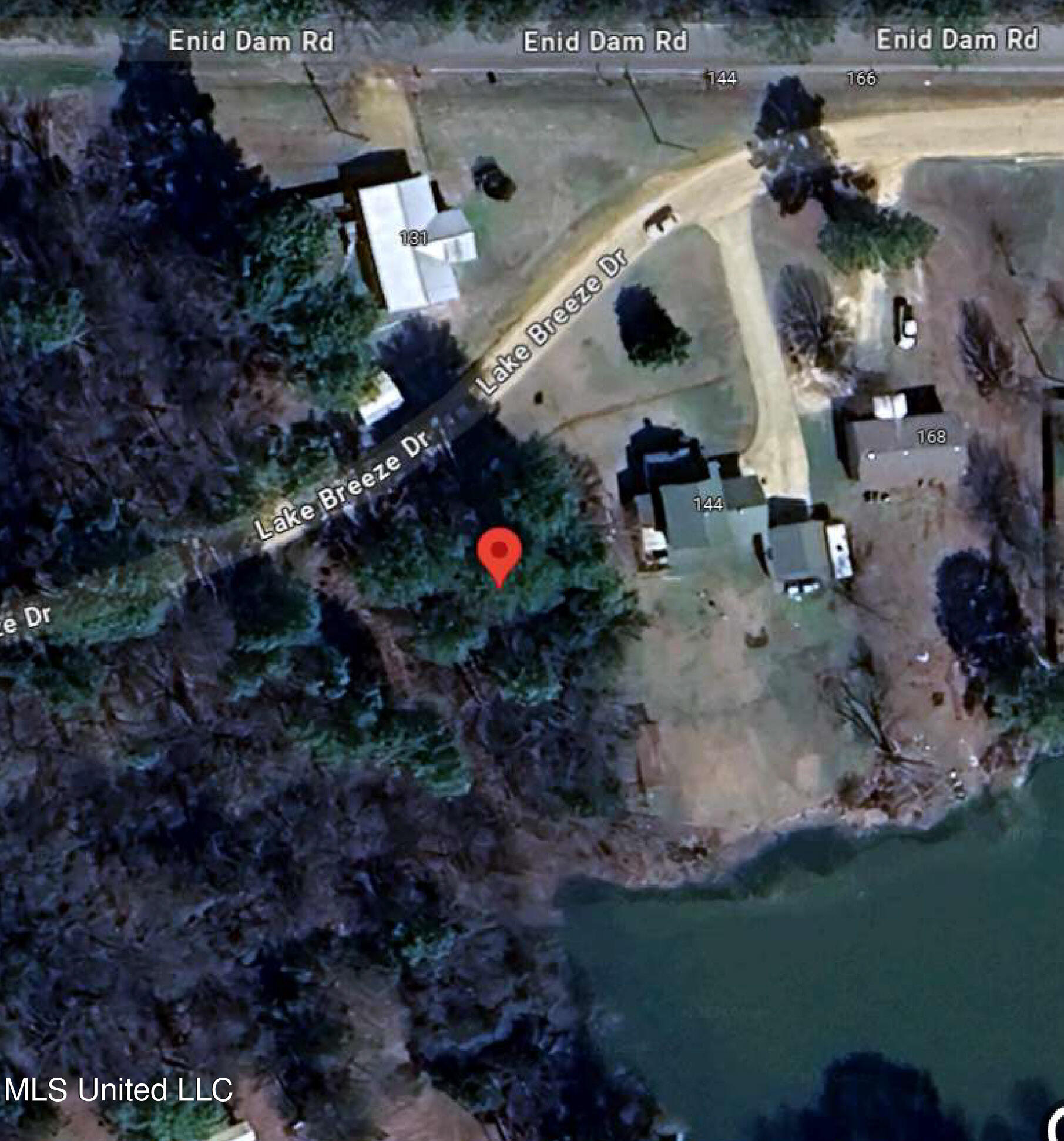 Lake Breeze Drive Property Photo 1
