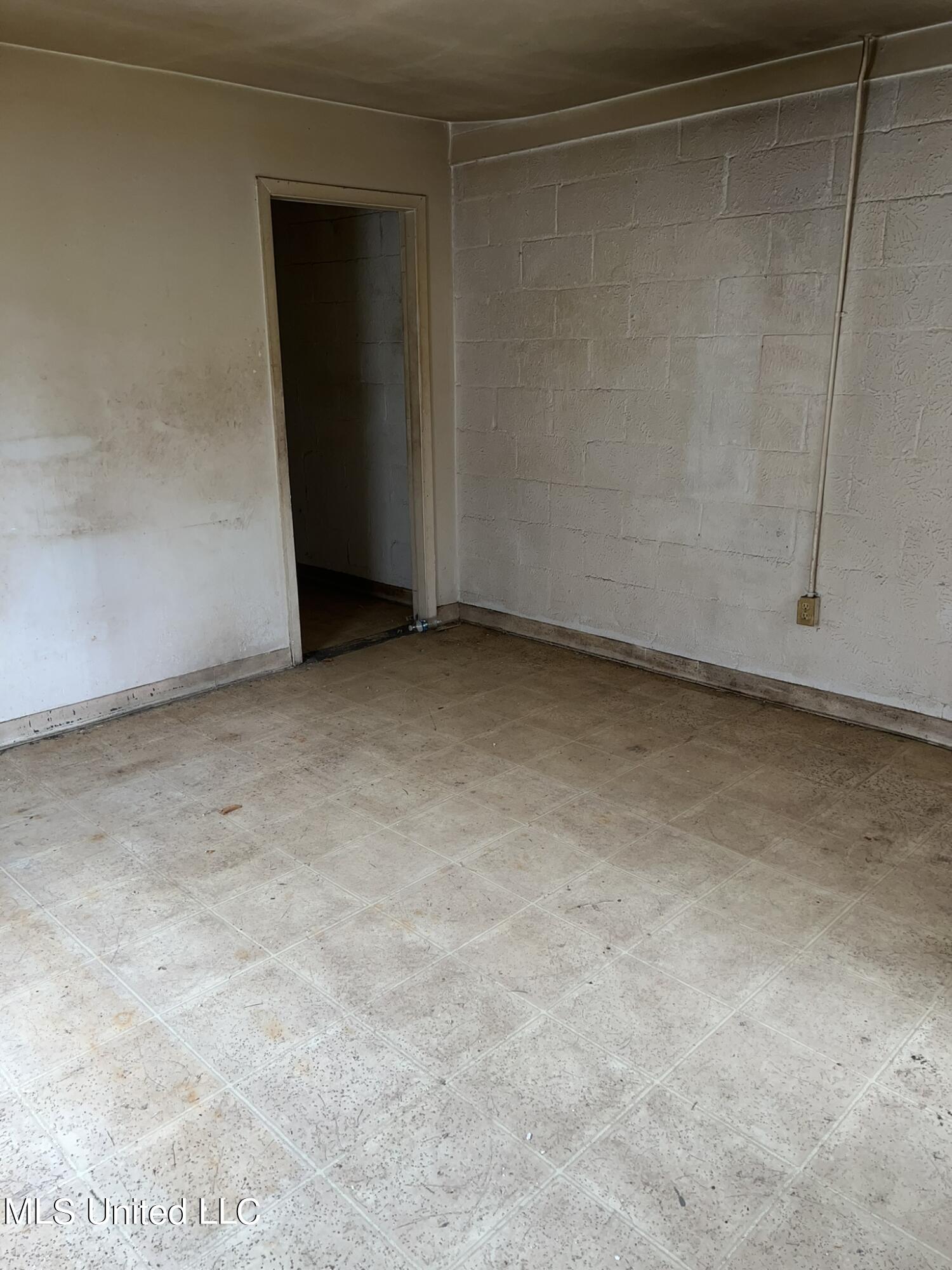 3151 Martin Luther King Jr Drive Property Photo 14