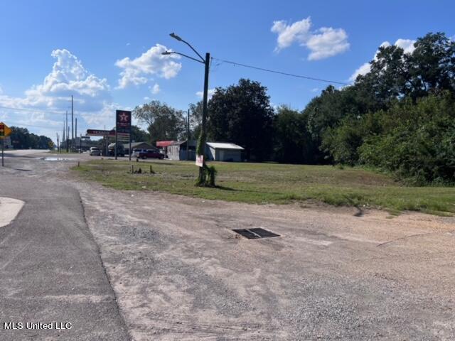 215 W Central Avenue Property Photo 2