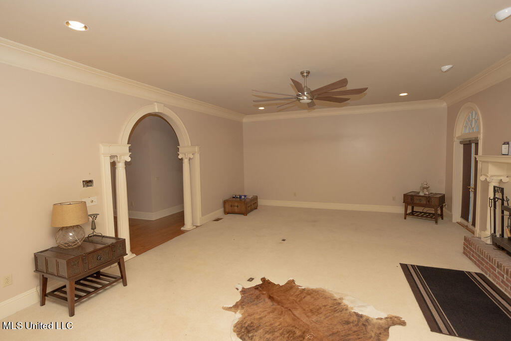 943 Woodlee Drive Drive Property Photo 11