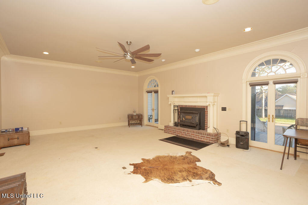 943 Woodlee Drive Drive Property Photo 12