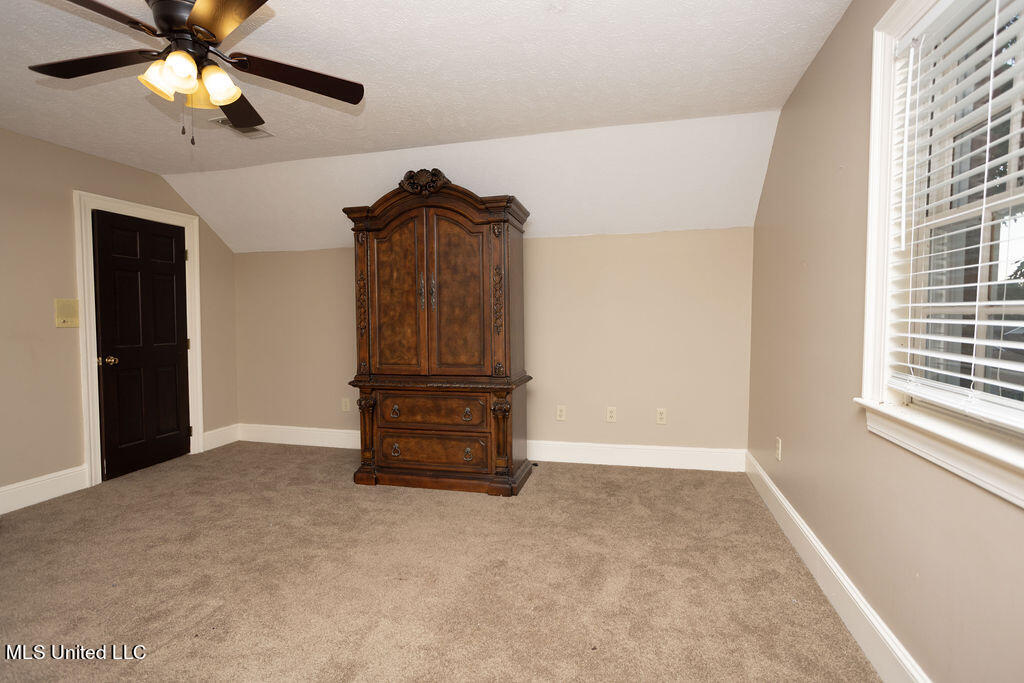 943 Woodlee Drive Drive Property Photo 44