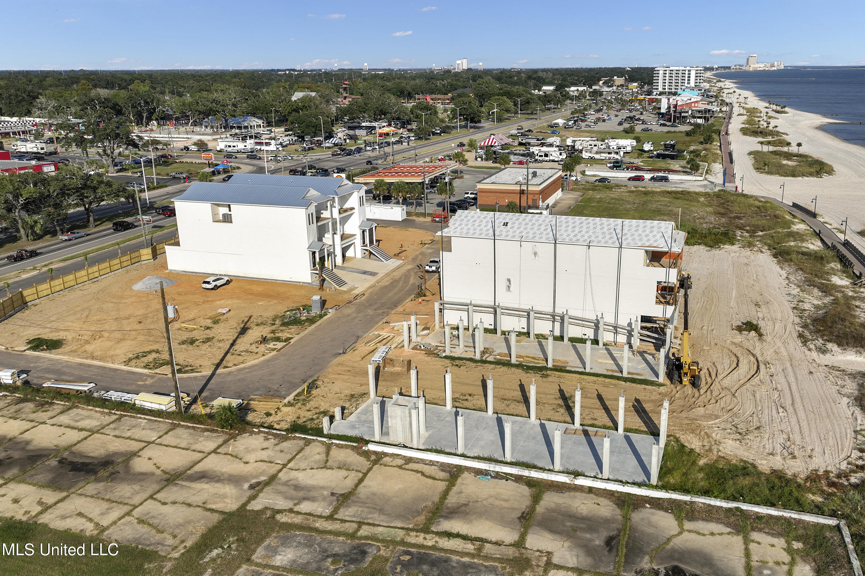 1851 Beach Boulevard Property Photo 11